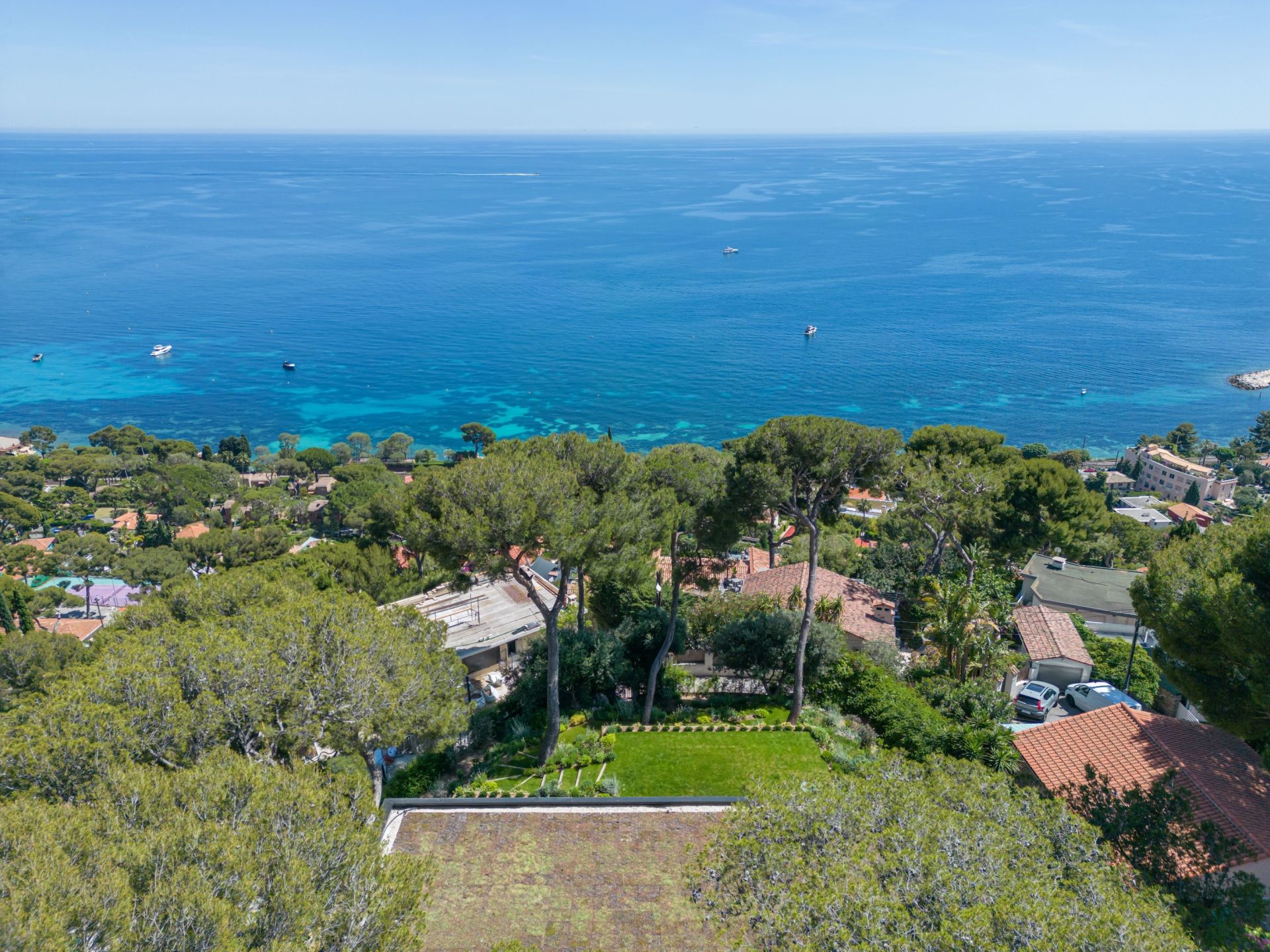 villa 6 Rooms for sale on EZE (06360)