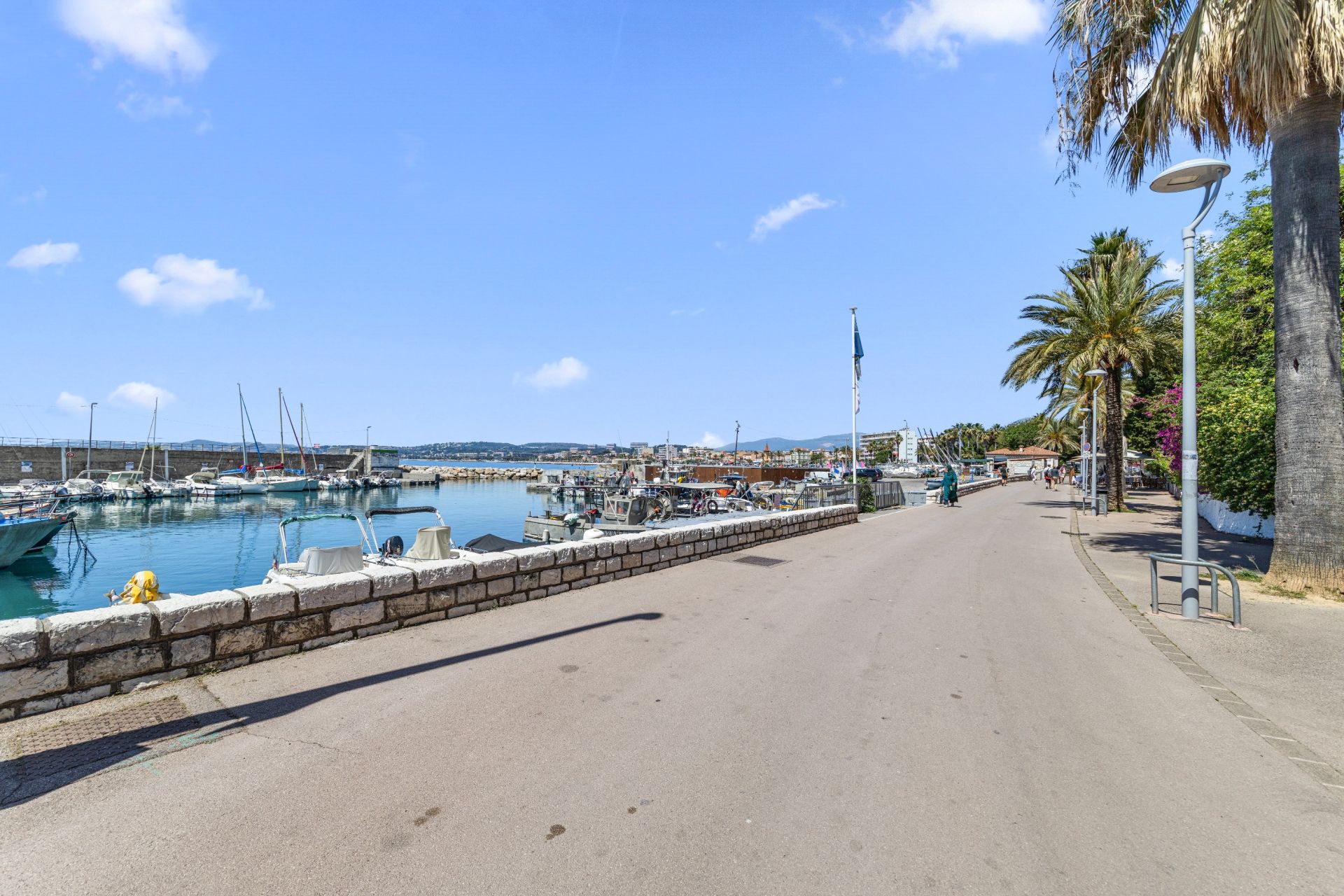 apartment 2 Rooms for sale on CROS DE CAGNES (06800)