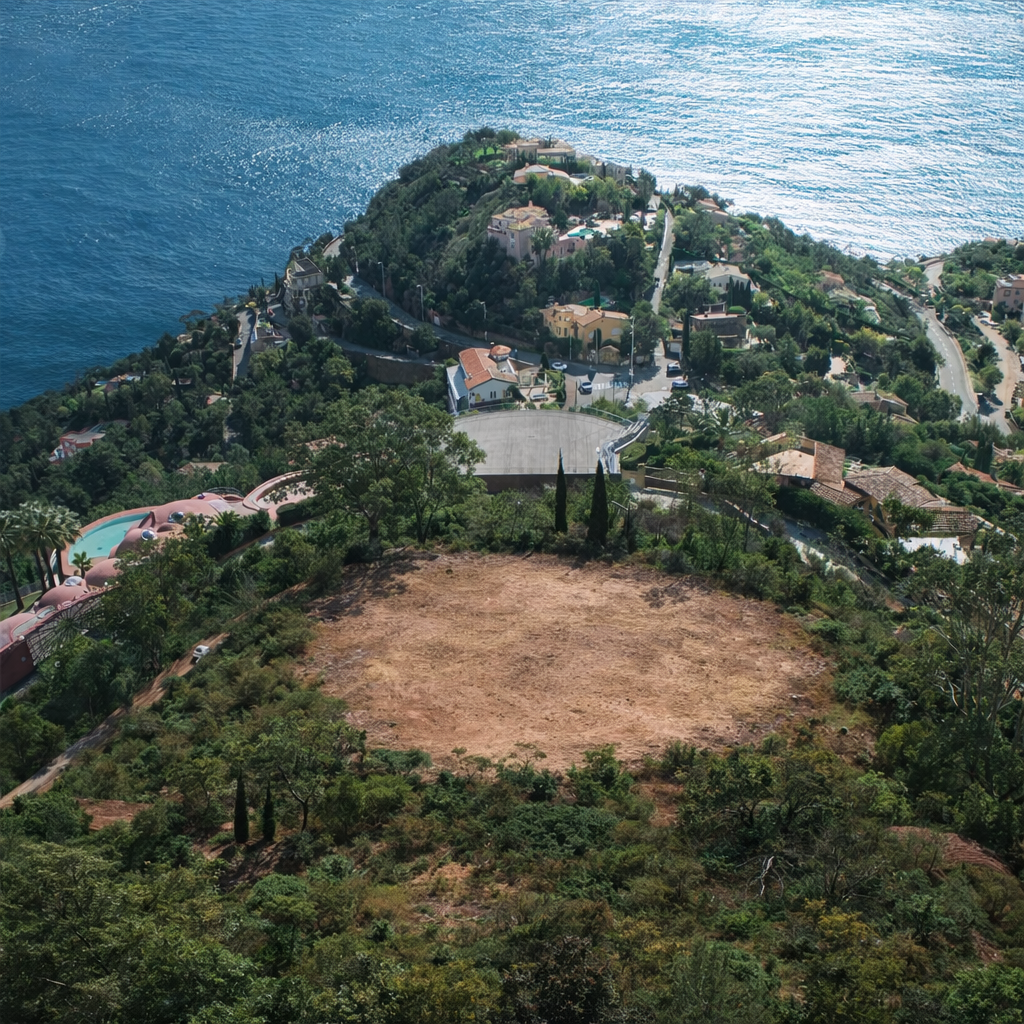 terrain à bâtir en vente sur THEOULE SUR MER (06590)