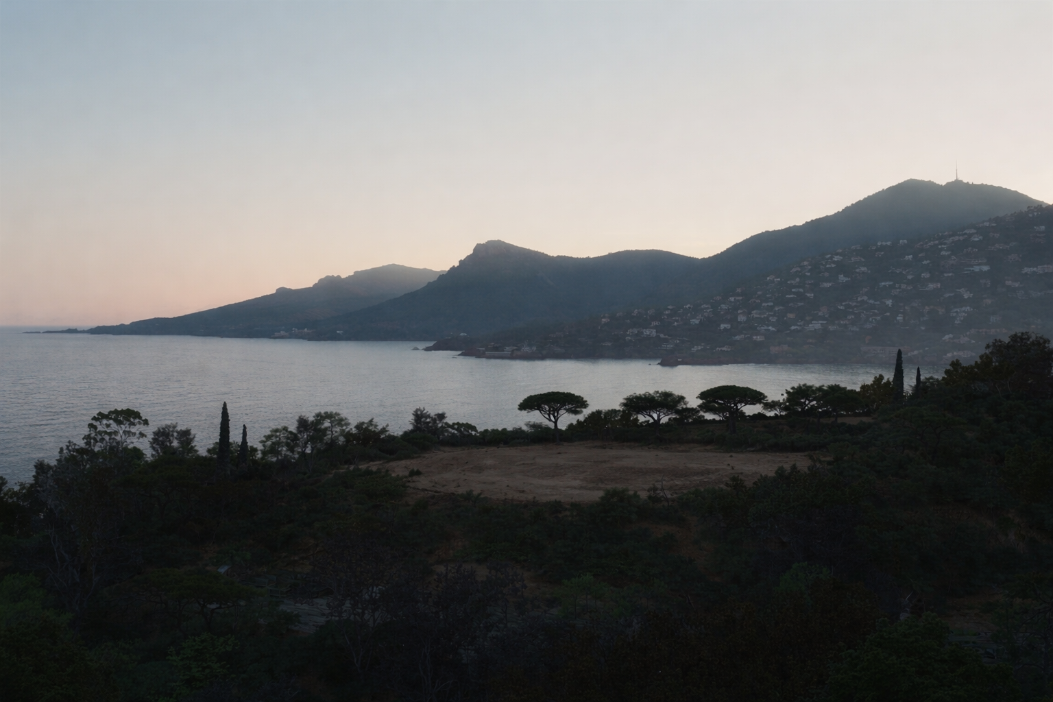 terrain à bâtir en vente sur THEOULE SUR MER (06590)