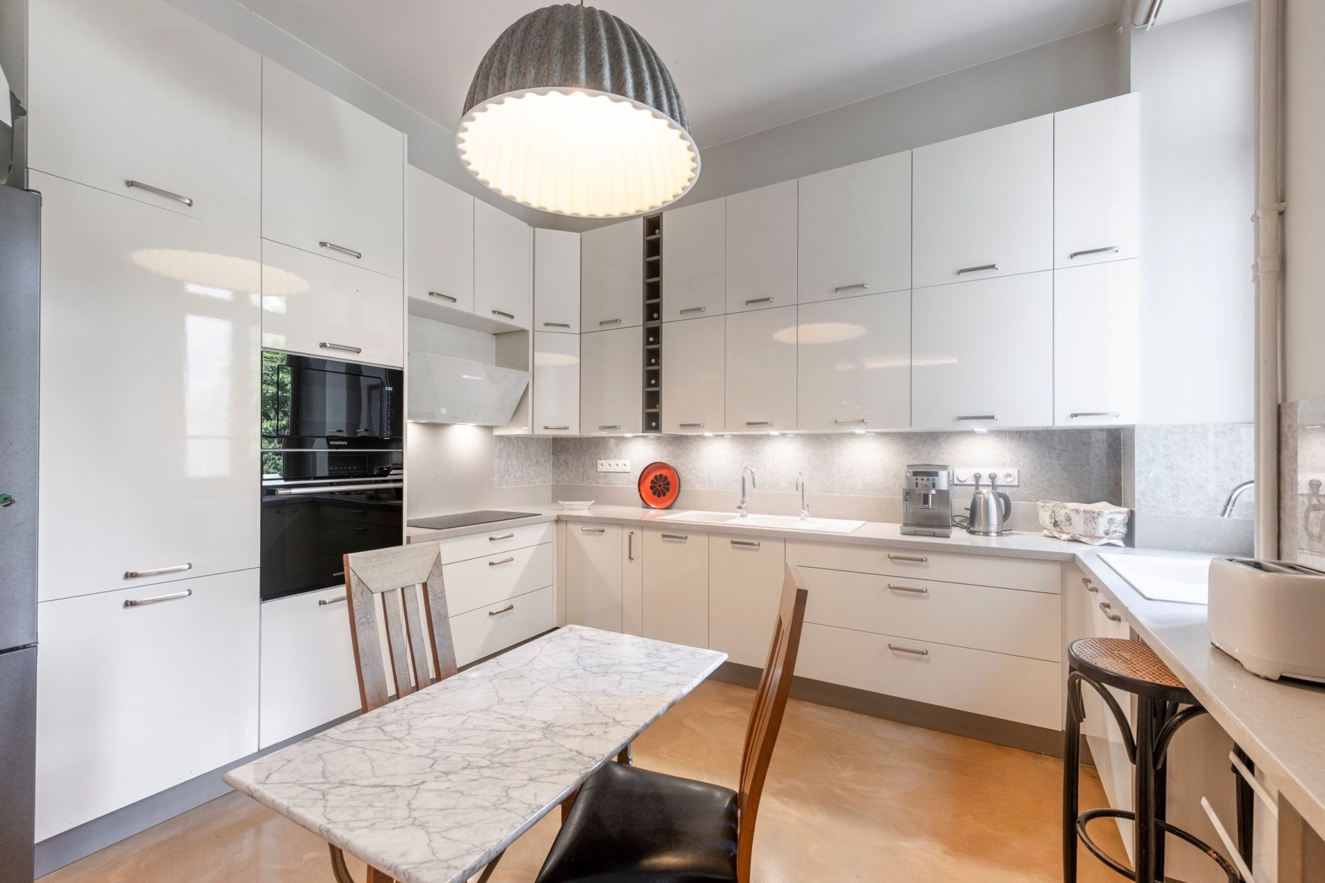 apartment 6 Rooms for sale on NICE (06000)