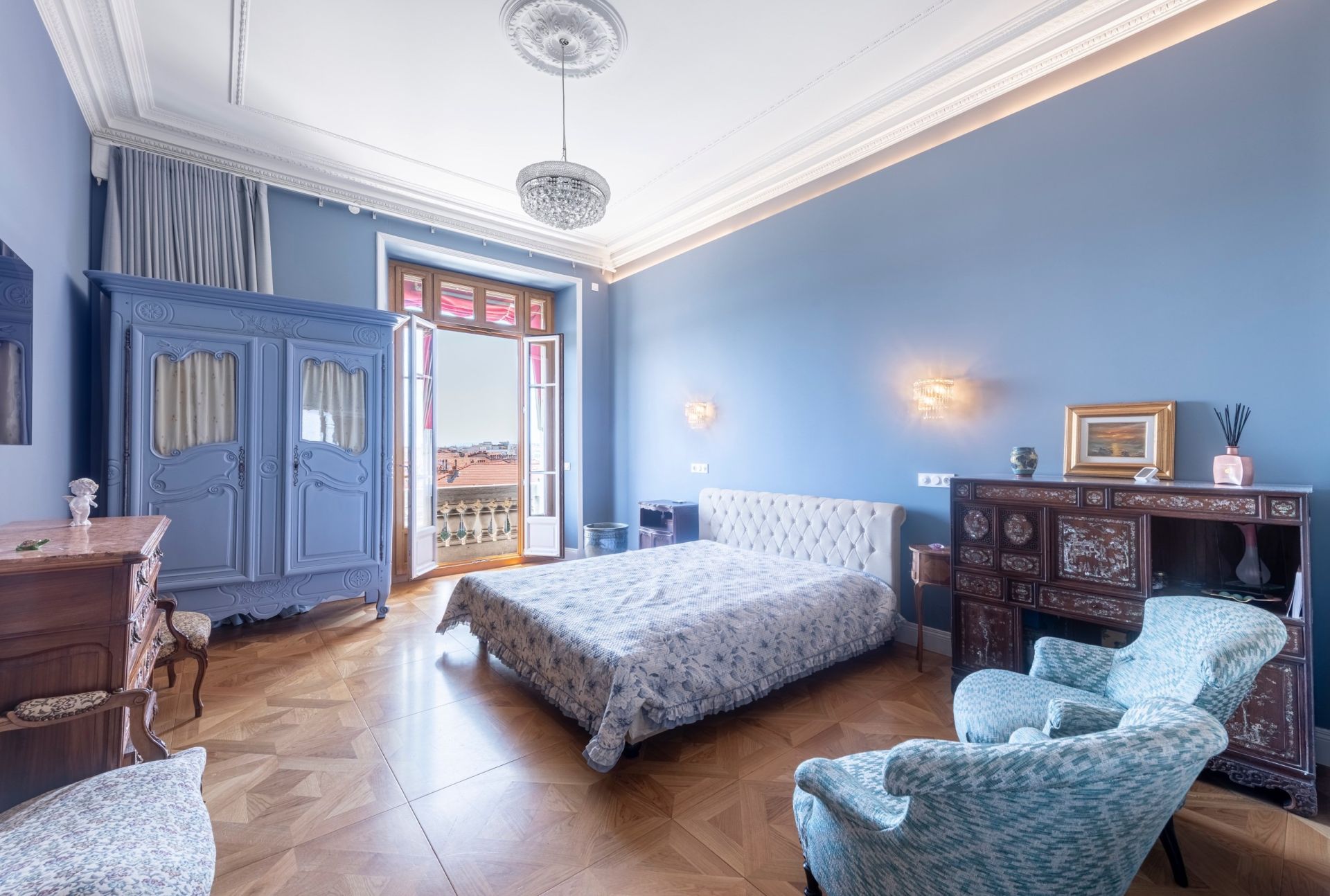 apartment 6 Rooms for sale on NICE (06000)