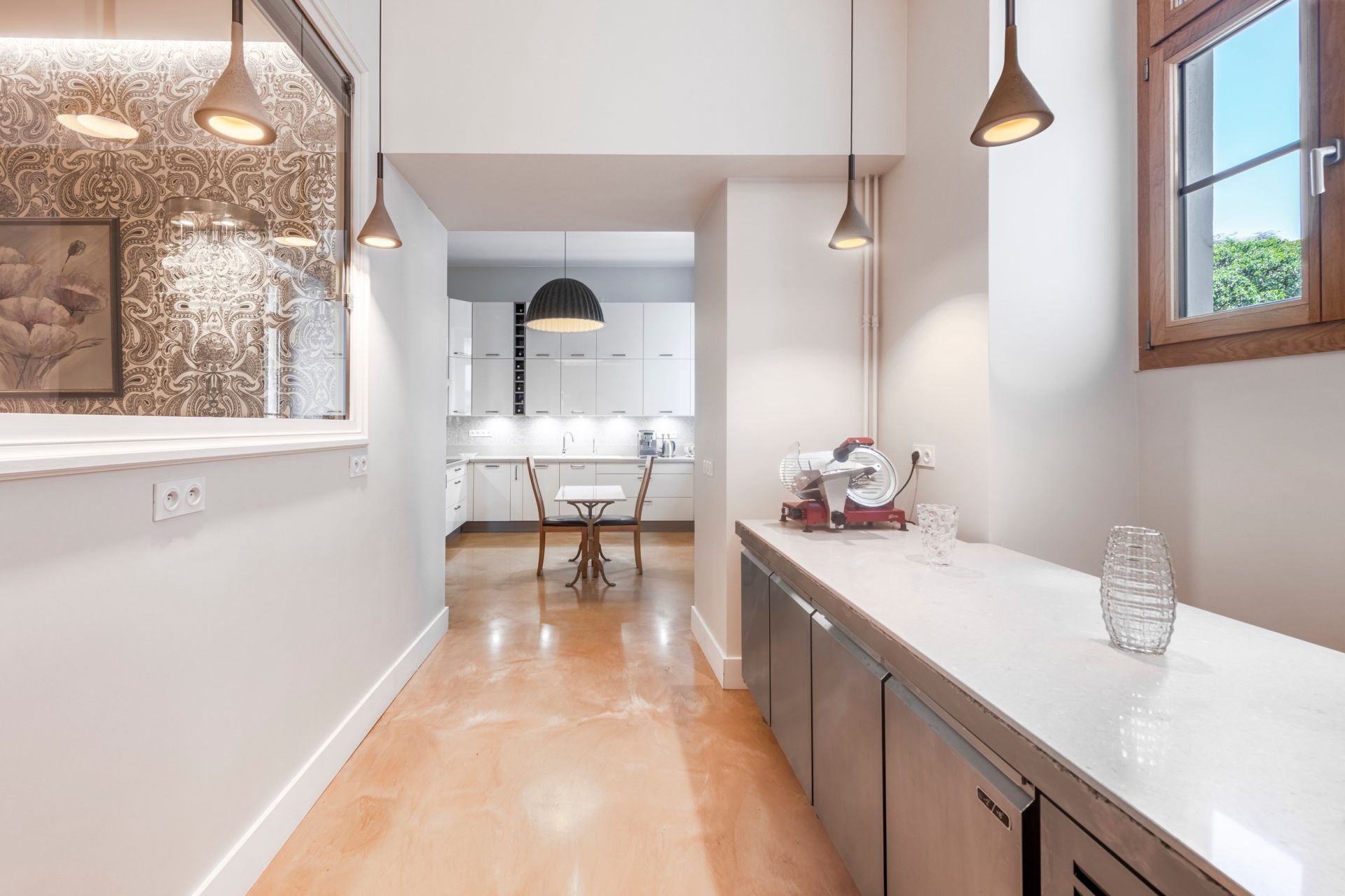 apartment 6 Rooms for sale on NICE (06000)