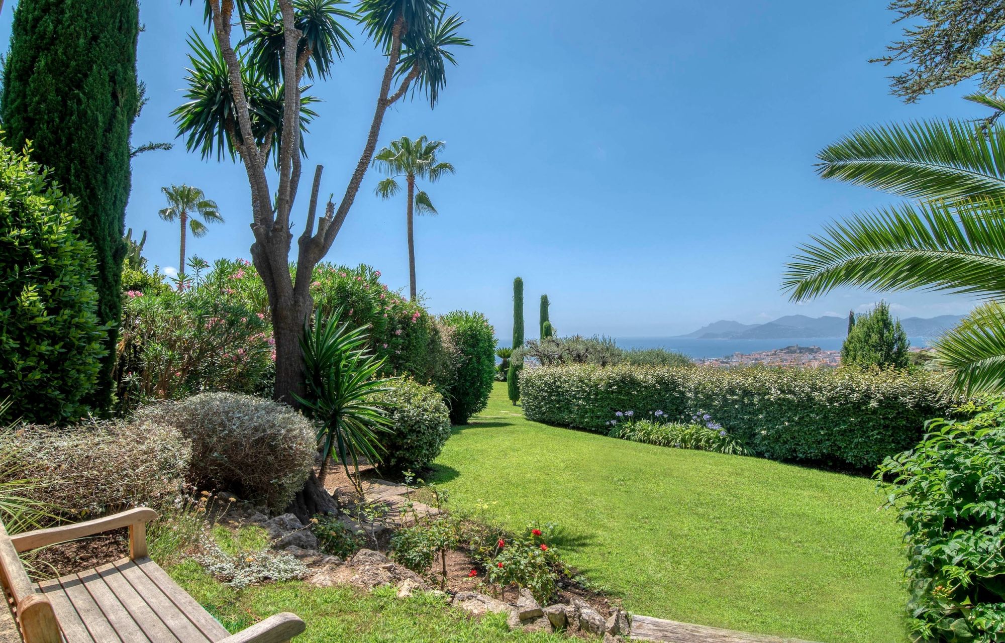 villa 11 Pièces en vente sur CANNES (06400)