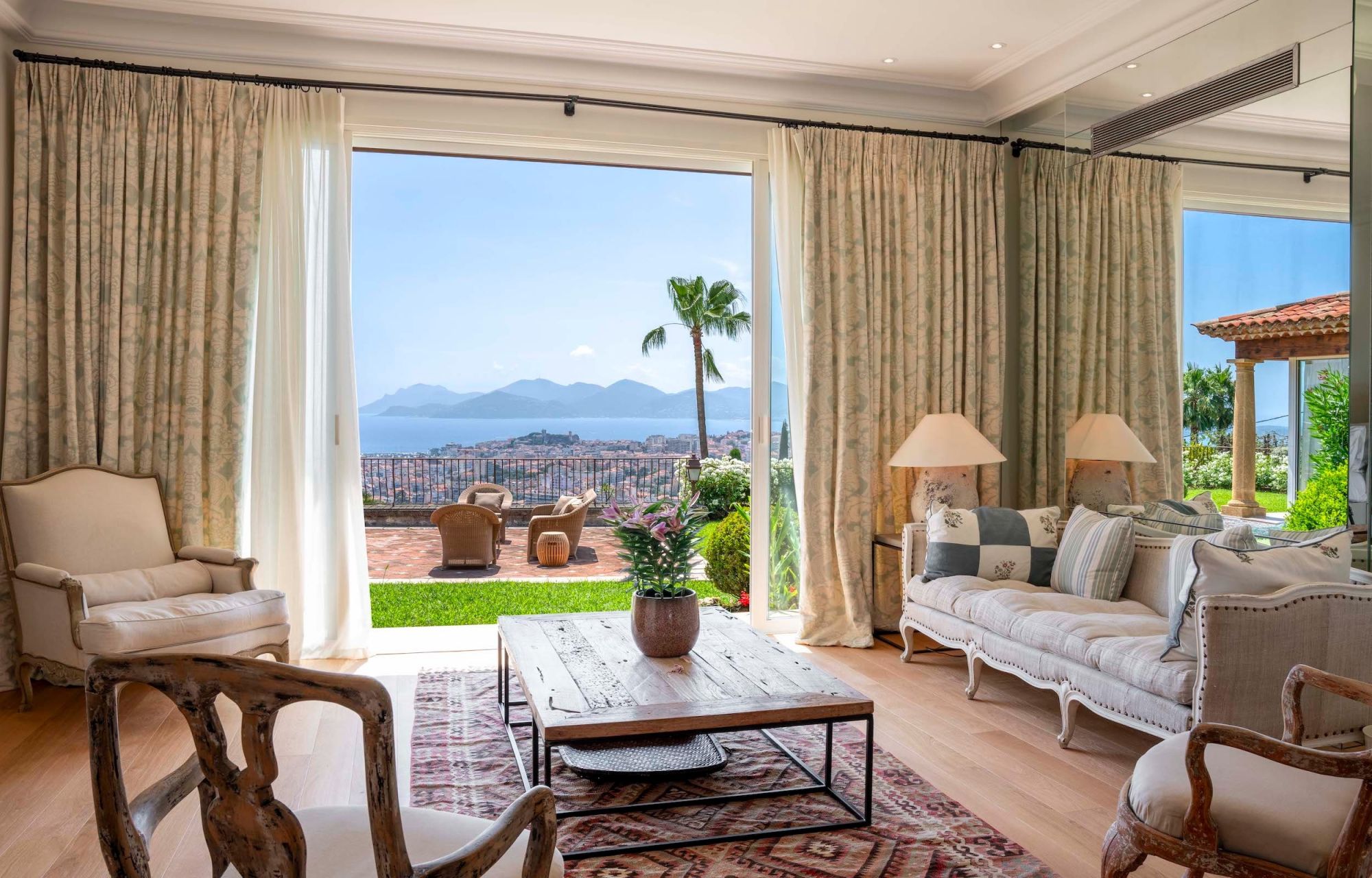 villa 11 Pièces en vente sur CANNES (06400)