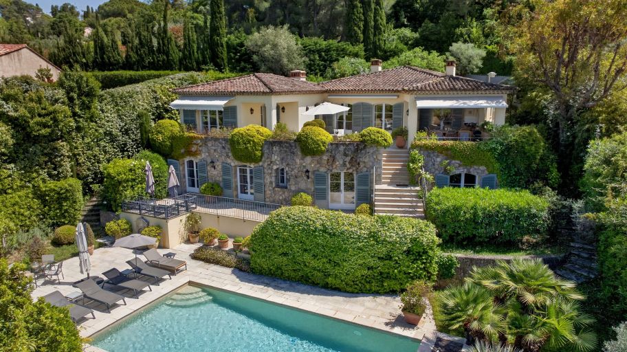 villa 7 Pièces en vente sur MOUGINS (06250)
