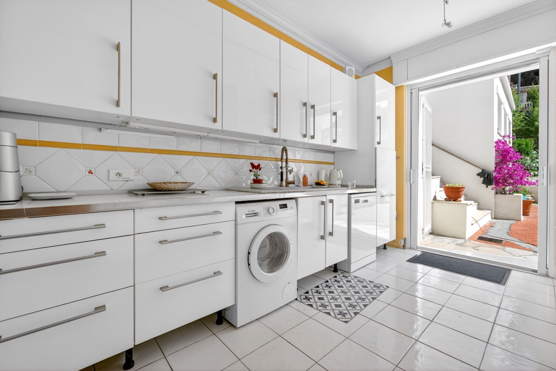 villa 6 Pièces en vente sur VALLAURIS (06220)