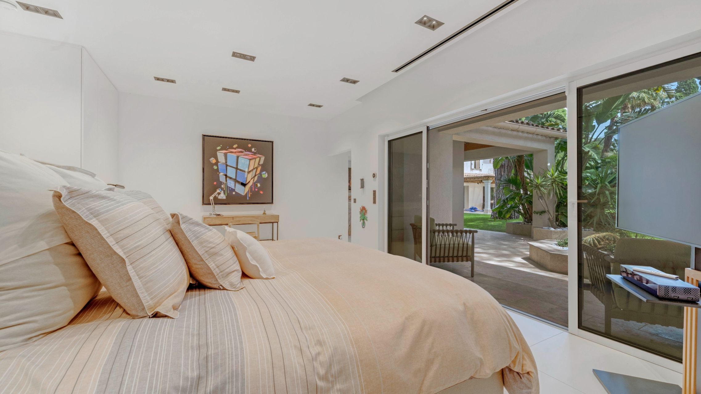 villa 9 Pièces en vente sur ST TROPEZ (83990)
