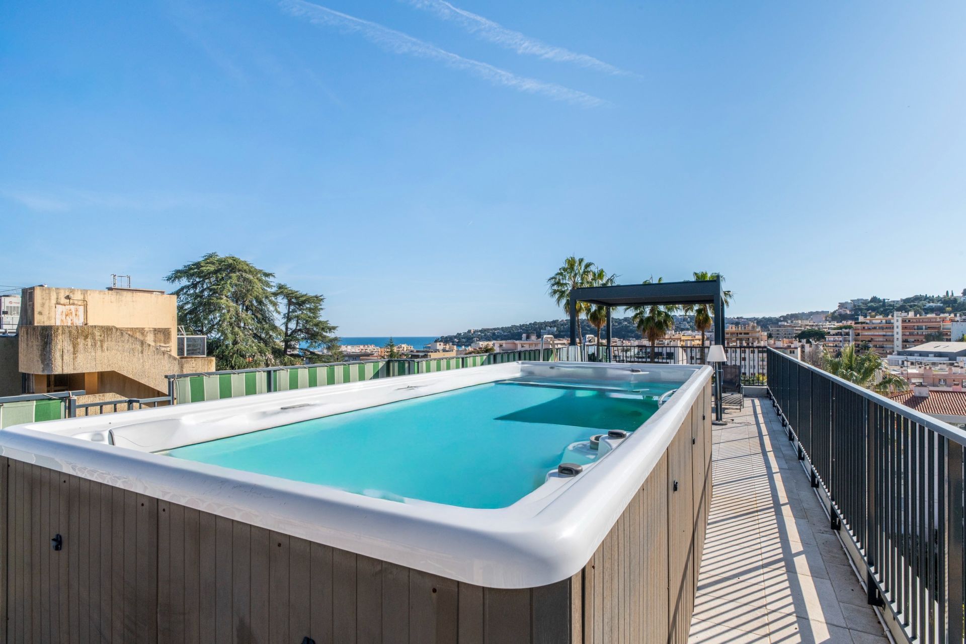 apartment 3 Rooms for sale on MENTON (06500)