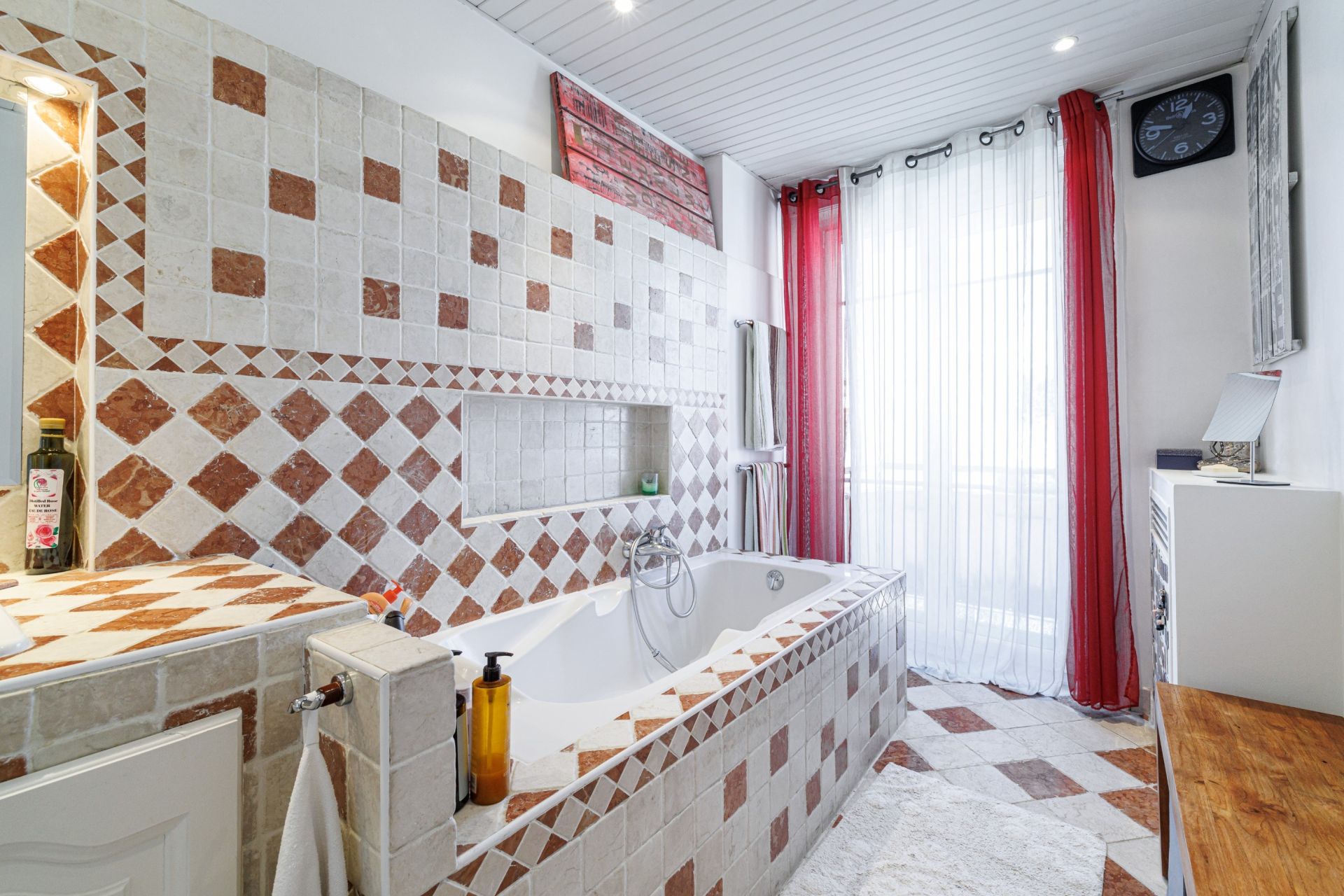 duplex 5 Rooms for sale on NICE (06200)