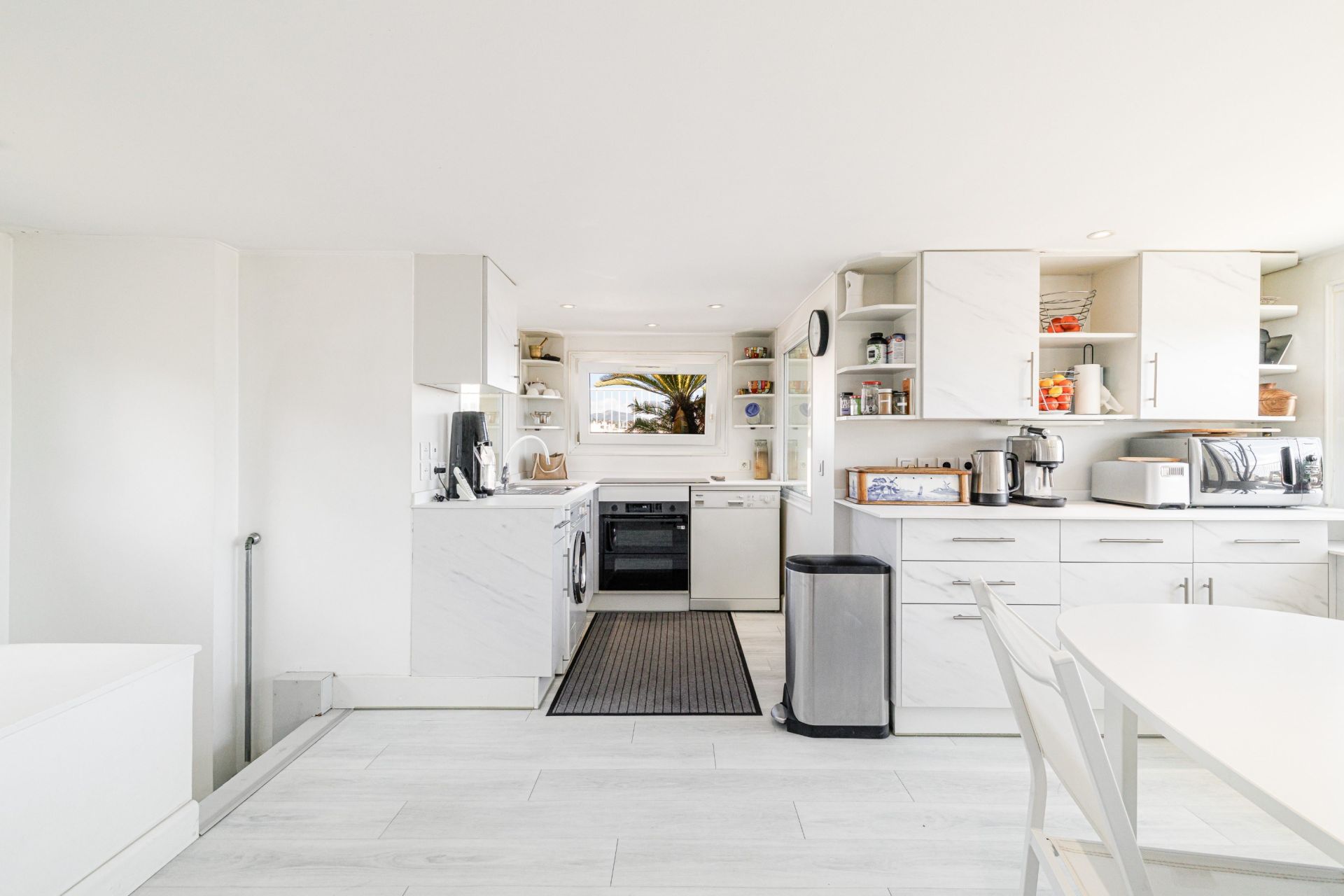 duplex 5 Rooms for sale on NICE (06200)