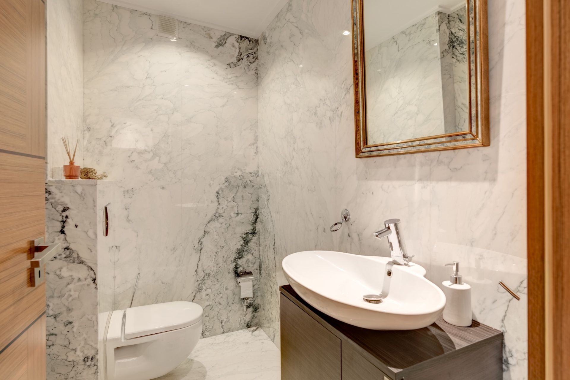 apartment 4 Rooms for sale on CAP D ANTIBES (06160)