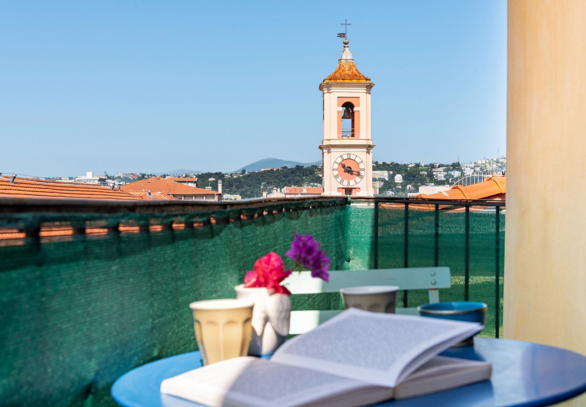 apartment 5 Rooms for sale on NICE (06000)