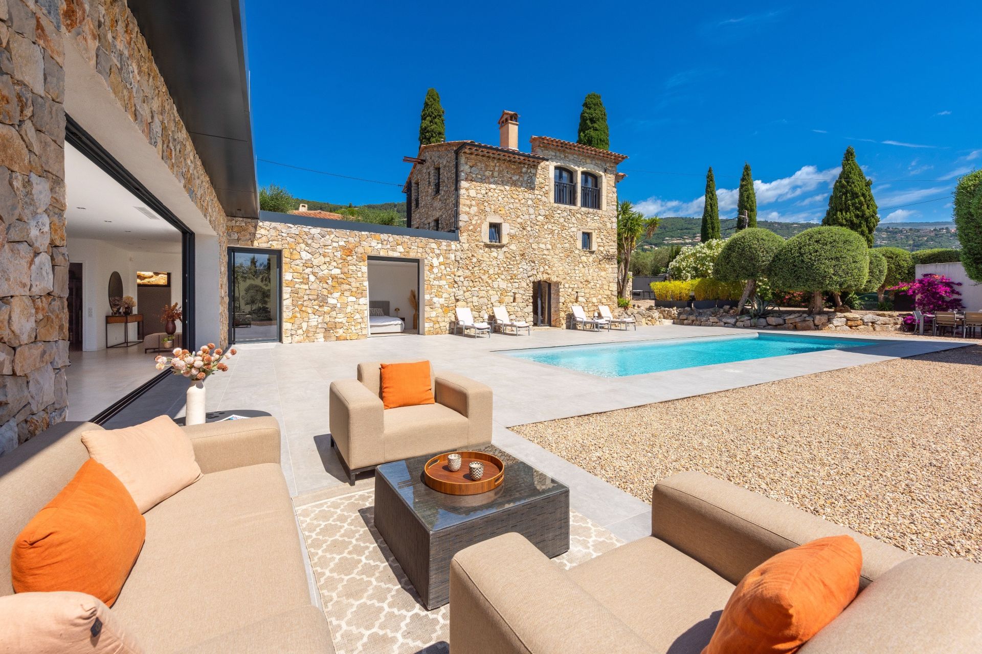 maison provençale 8 Pièces en vente sur LE TIGNET (06530)
