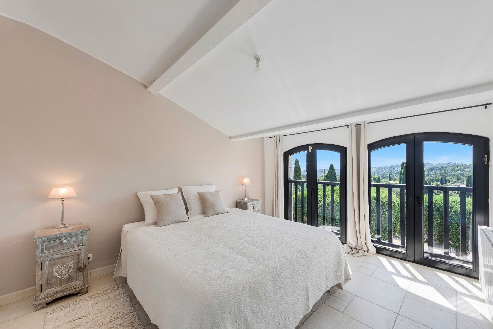 maison provençale 8 Pièces en vente sur LE TIGNET (06530)