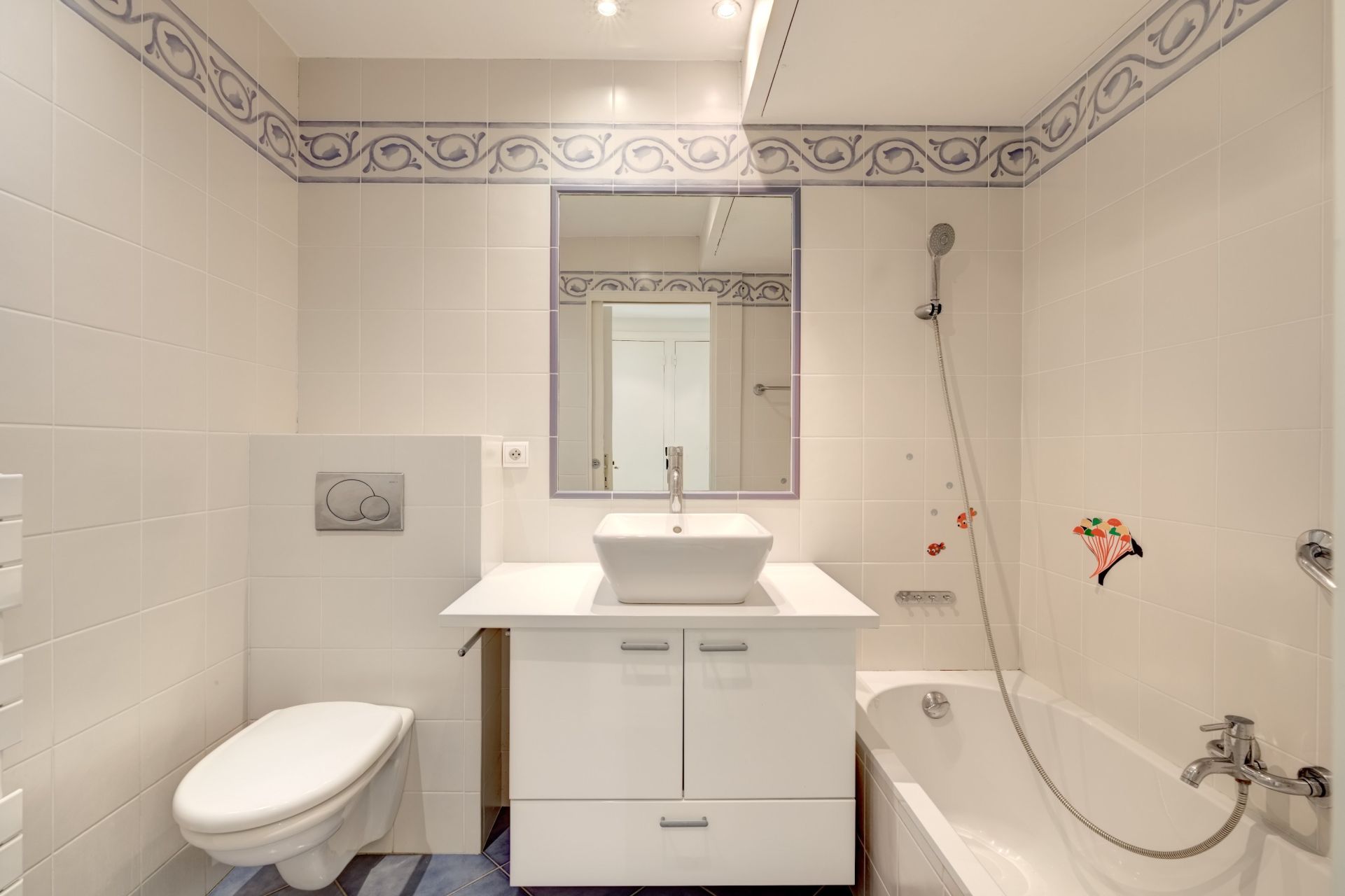 apartment 3 Rooms for sale on LE CANNET (06110)