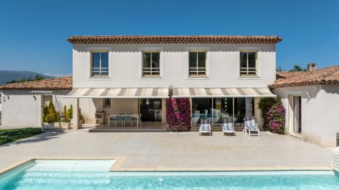 Sale Villa Mouans-Sartoux 8&nbsp;Rooms 223&nbsp;m²