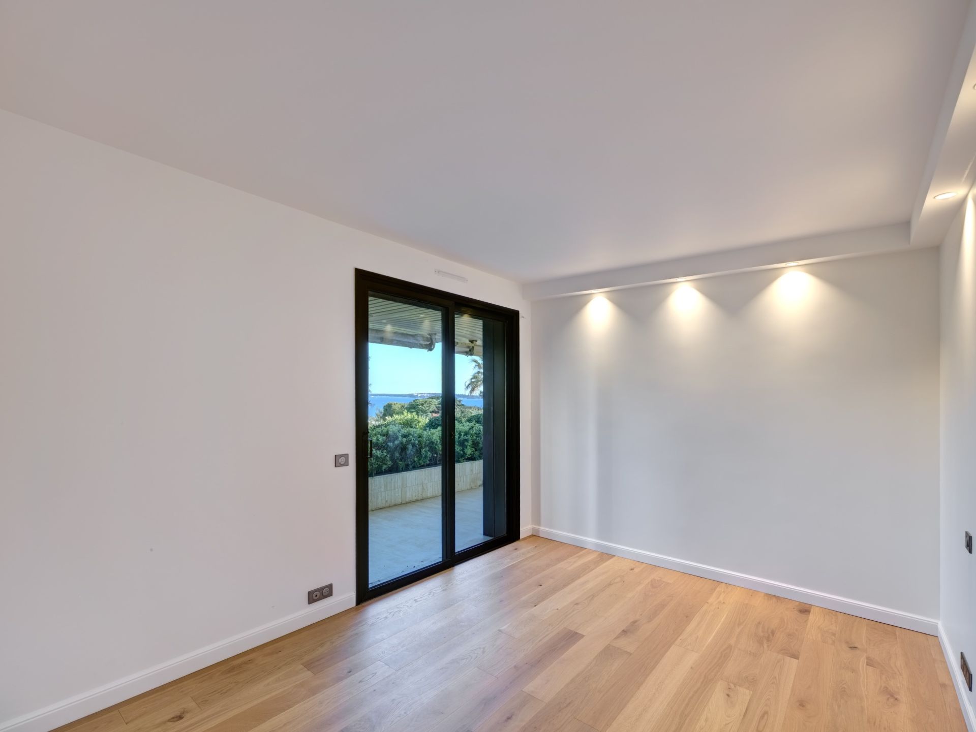 appartement 4 Pièces en vente sur CANNES (06400)