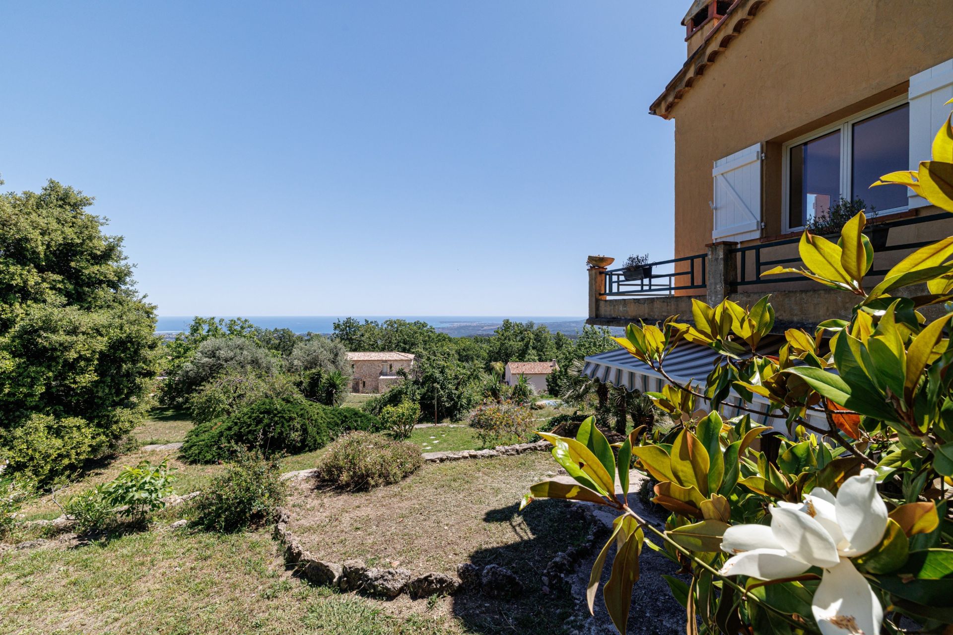maison provençale 8 Pièces en vente sur VENCE (06140)