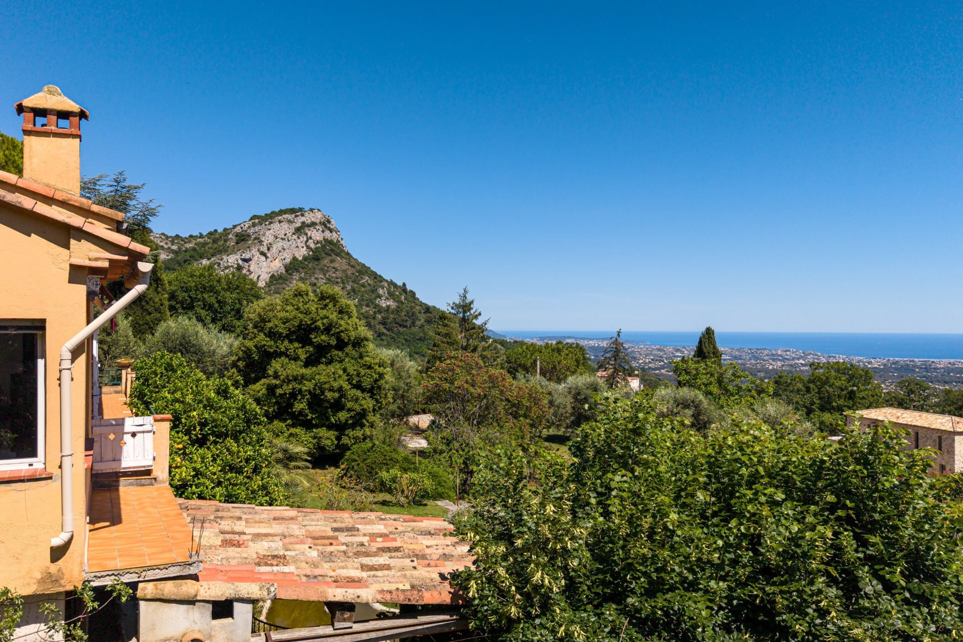 maison provençale 8 Pièces en vente sur VENCE (06140)