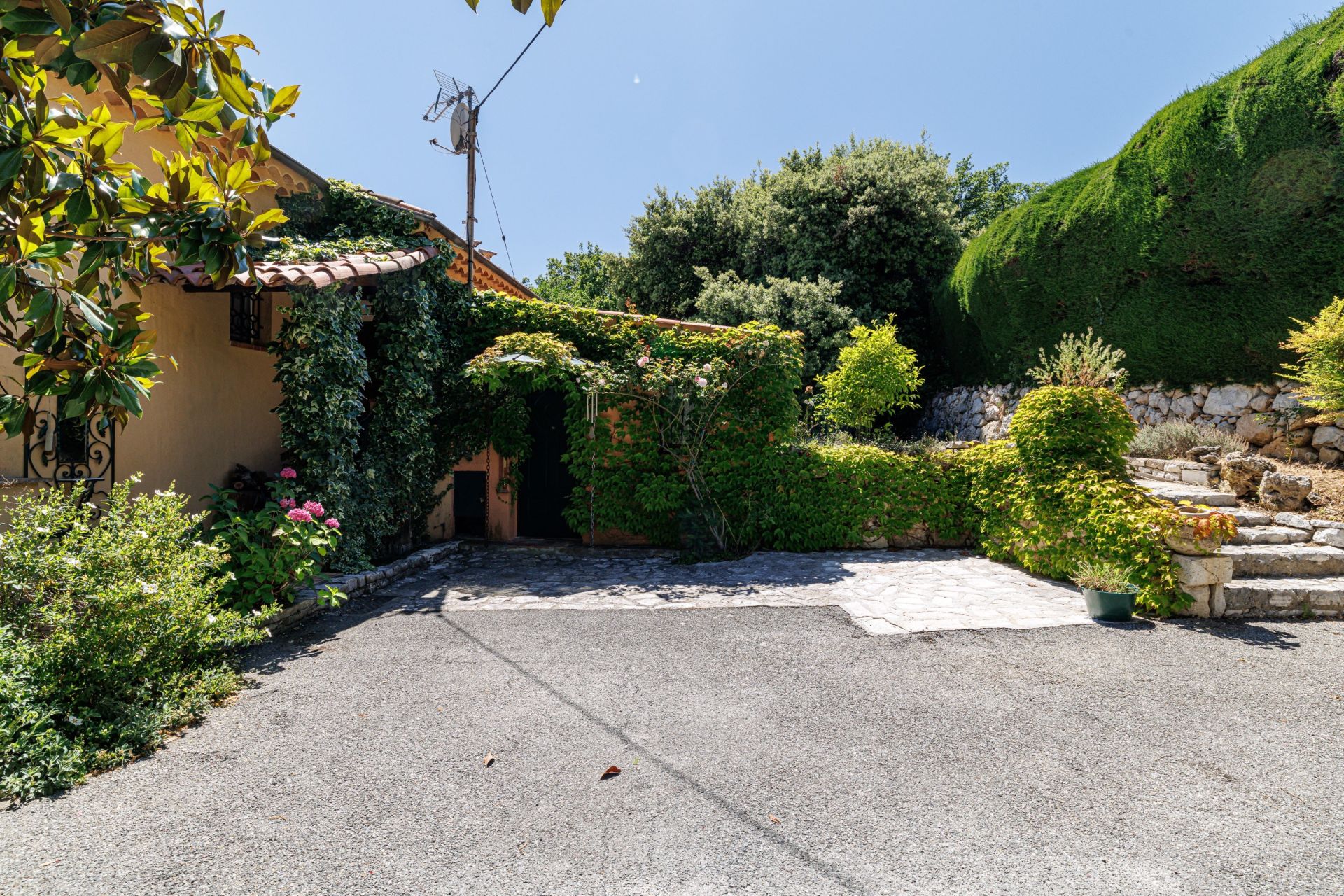 maison provençale 8 Pièces en vente sur VENCE (06140)