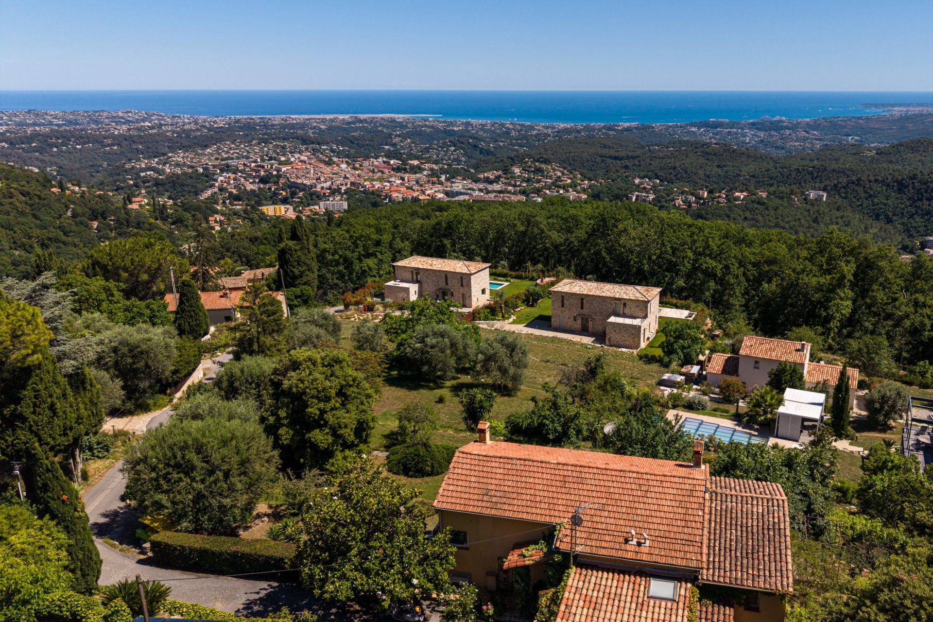 maison provençale 8 Pièces en vente sur VENCE (06140)