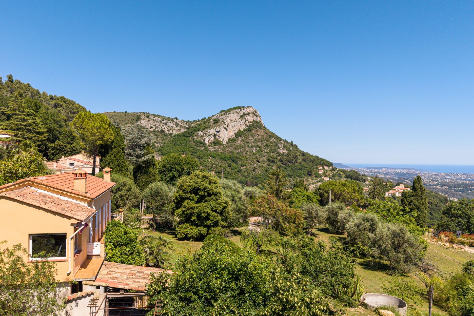 maison provençale 8 Pièces en vente sur VENCE (06140)