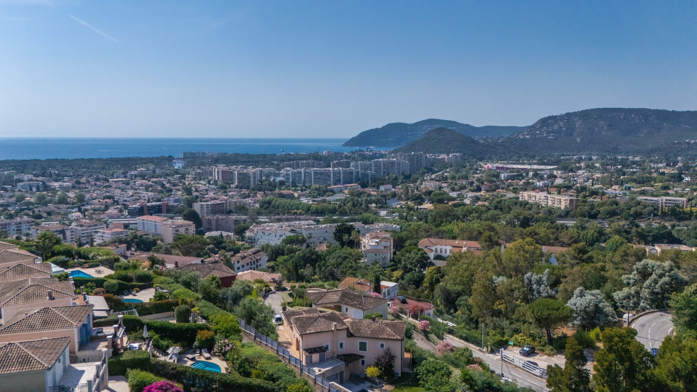 villa 6 Pièces en vente sur MANDELIEU LA NAPOULE (06210)