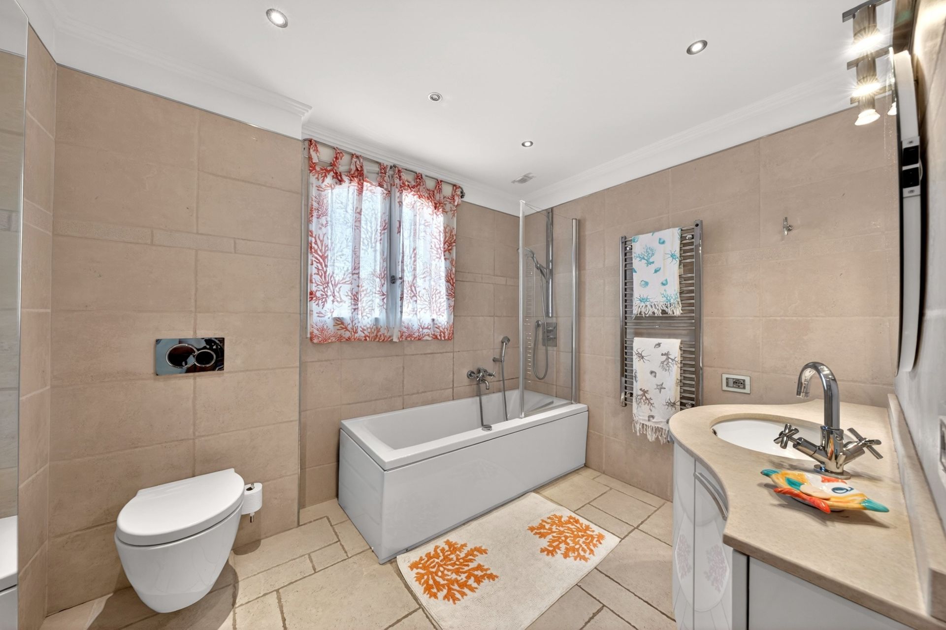 villa 9 Pièces en vente sur MOUANS SARTOUX (06370)