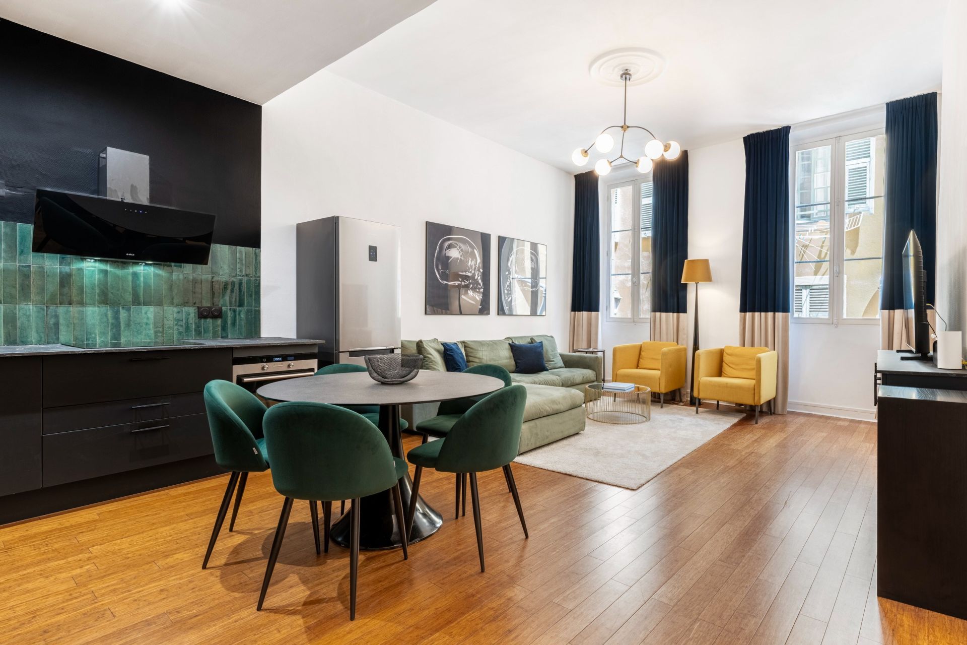 apartment 4 Rooms for sale on NICE (06000)