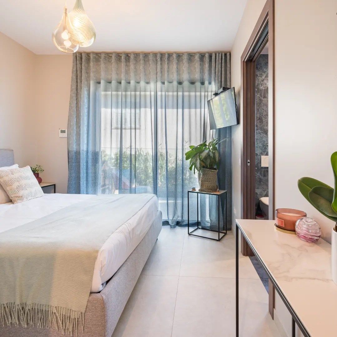 maison contemporaine 7 Pièces en vente sur EZE (06360)
