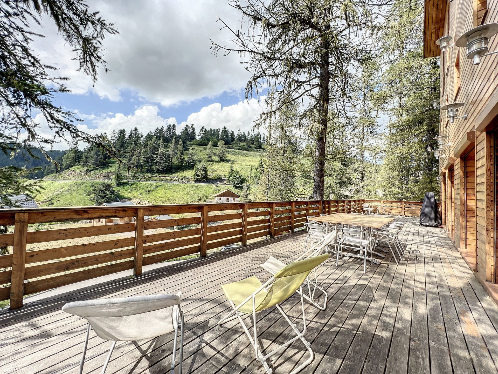 chalet 6 Rooms for sale on VALBERG (06470)