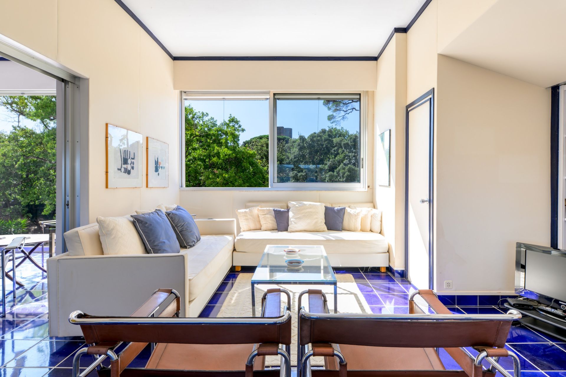 apartment 3 Rooms for sale on ST TROPEZ (83990)