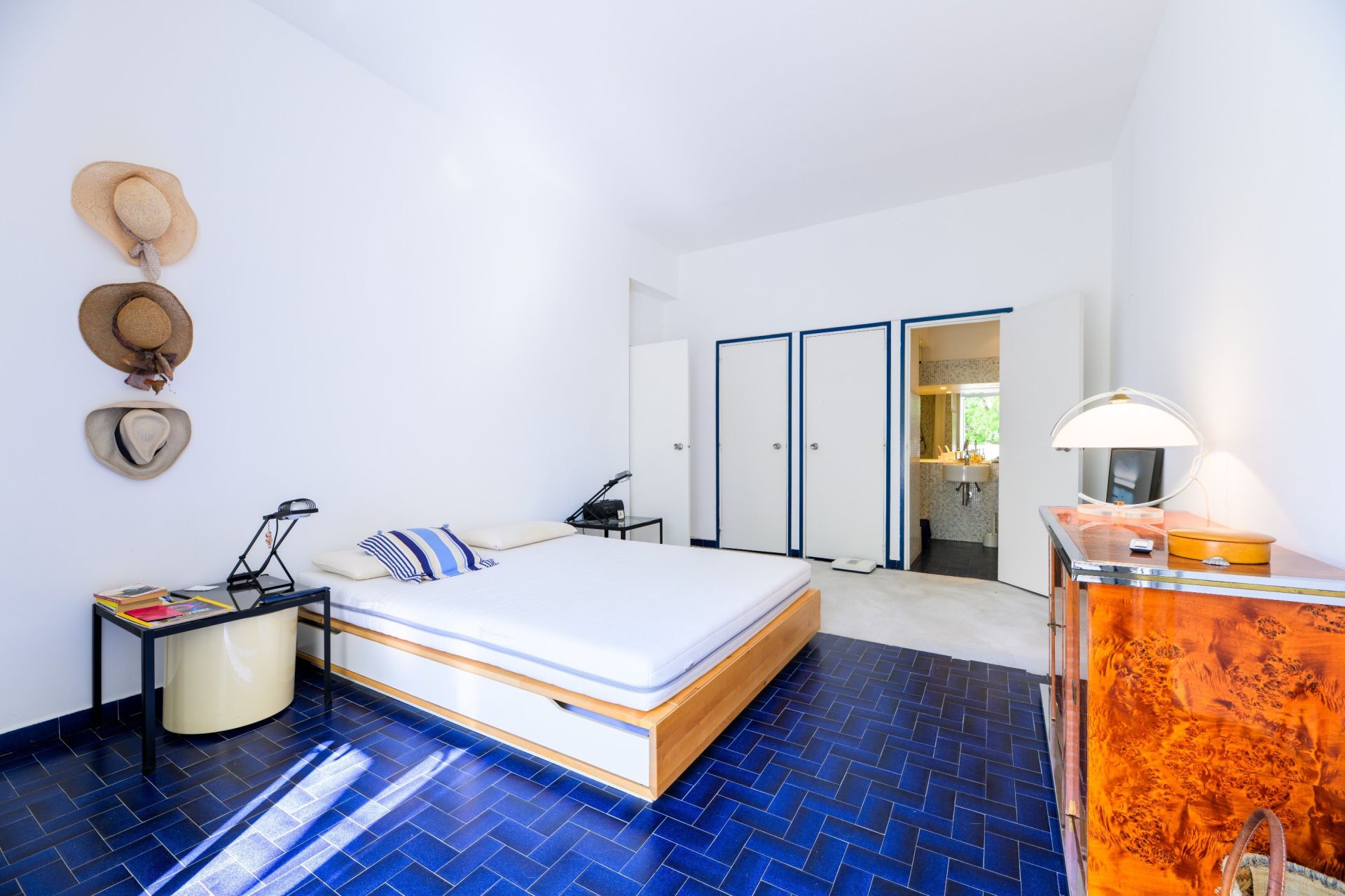 apartment 3 Rooms for sale on ST TROPEZ (83990)