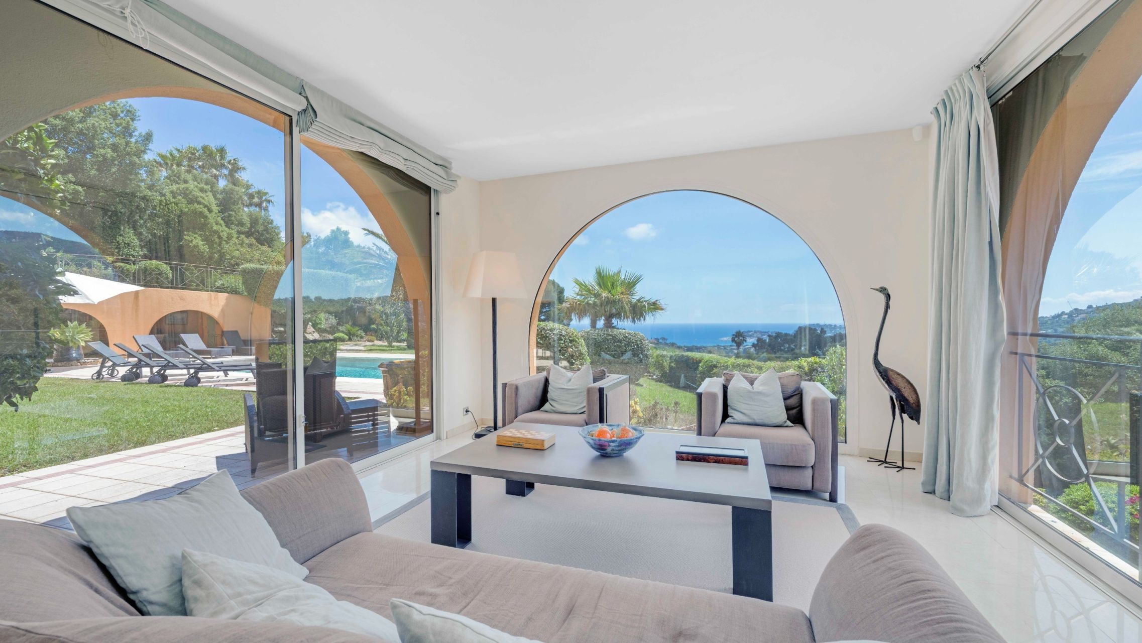bastide 12 Rooms for sale on CAVALAIRE SUR MER (83240)