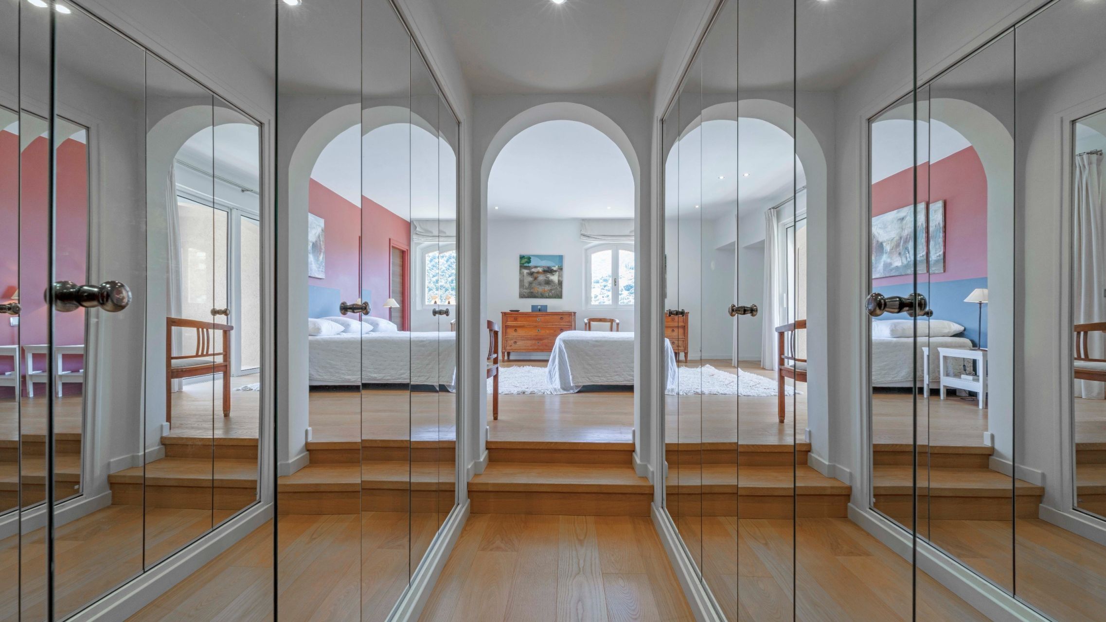 bastide 12 Rooms for sale on CAVALAIRE SUR MER (83240)