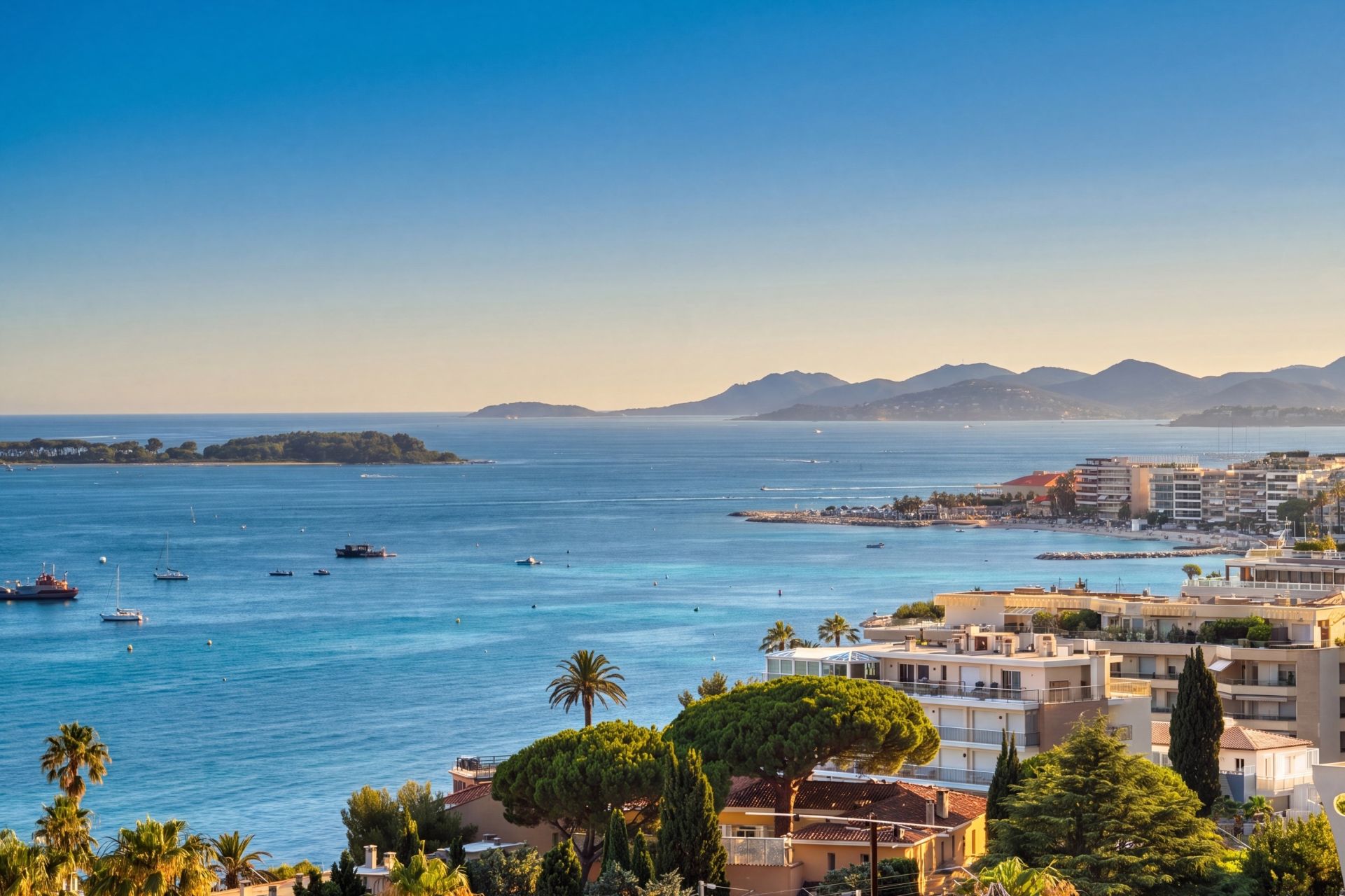 apartment 2 Rooms for sale on CANNES (06400)