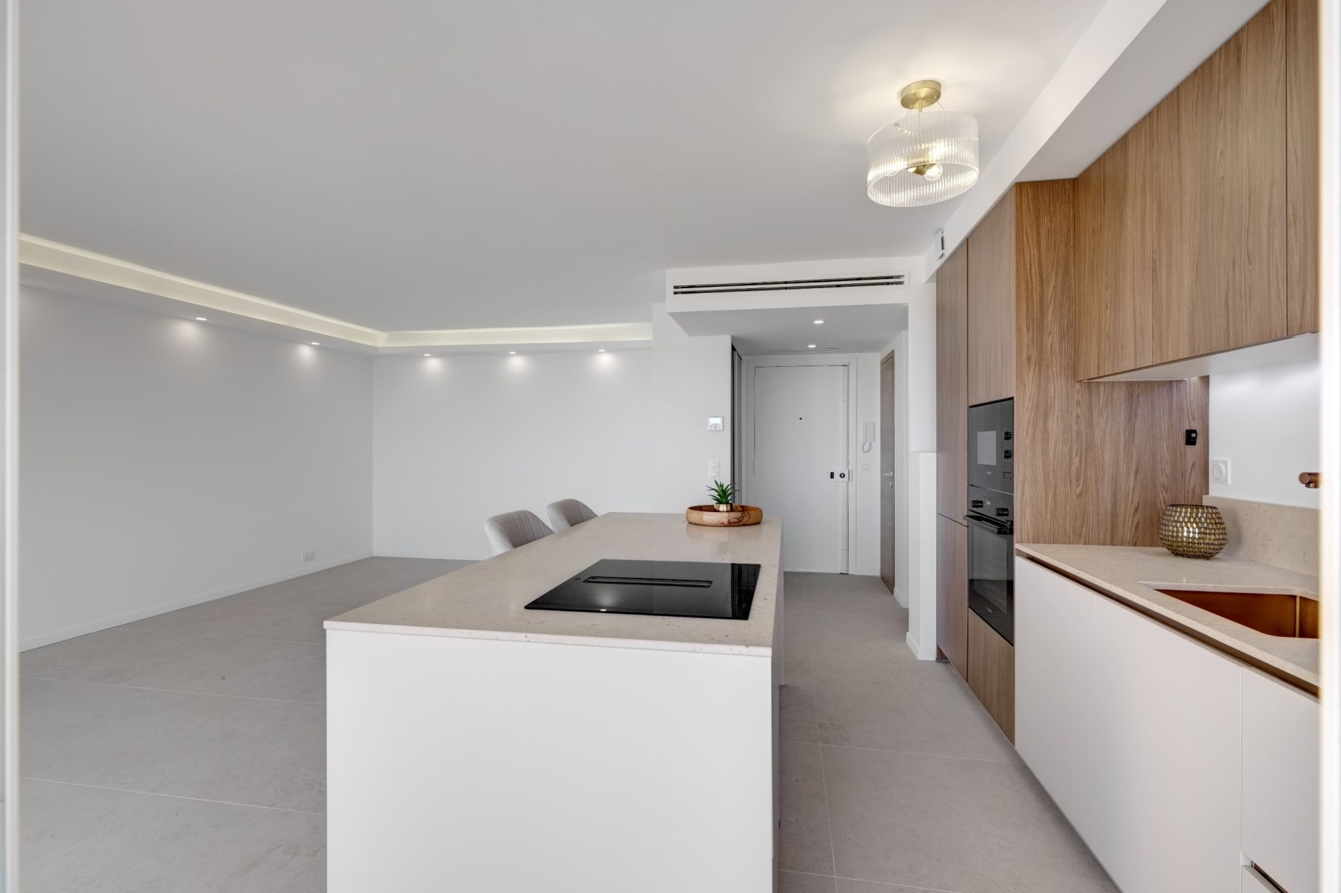 apartment 2 Rooms for sale on CANNES (06400)