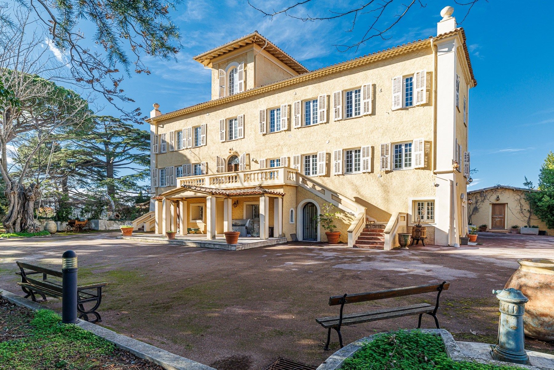 maison de maître 23 Pièces en vente sur NICE (06000)