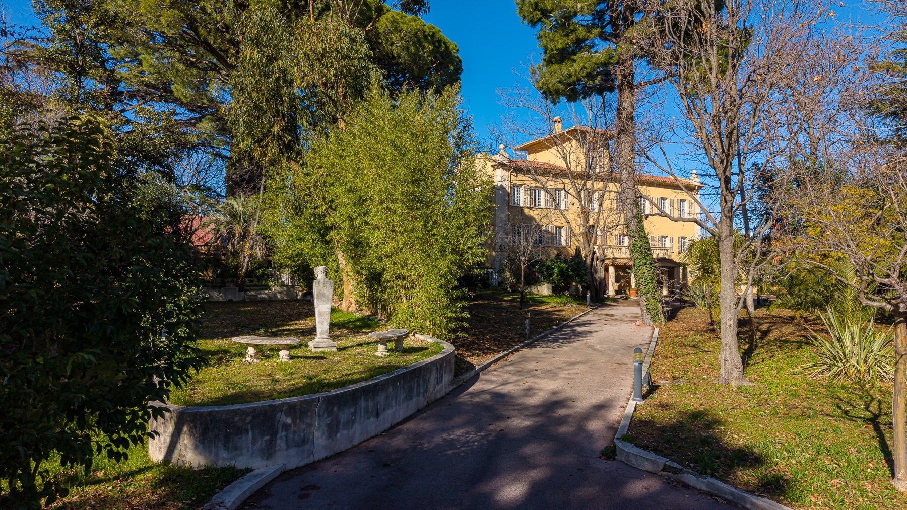 maison de maître 23 Pièces en vente sur NICE (06000)