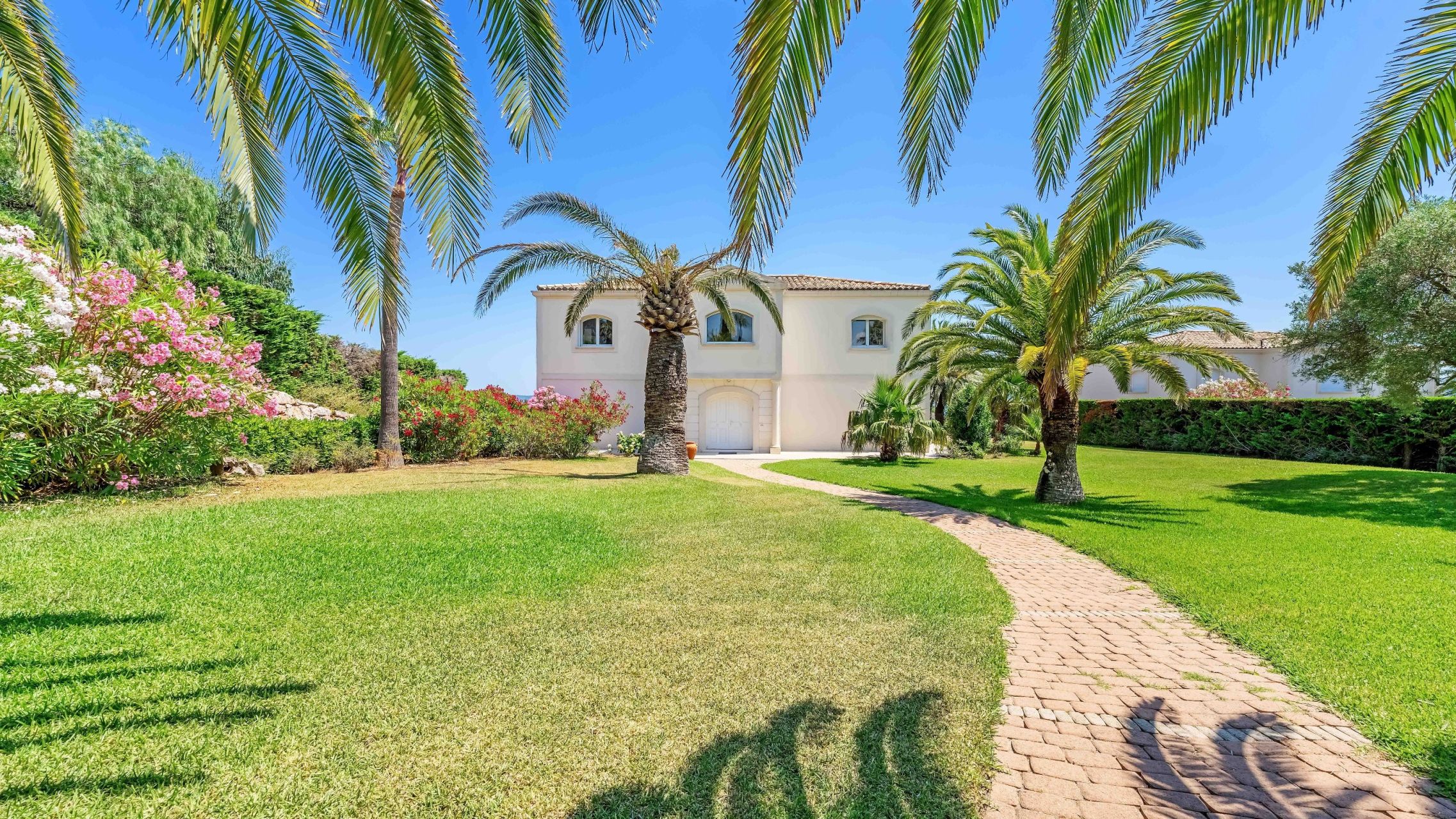 maison de maître 10 Pièces en vente sur GRIMAUD (83310)