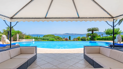 Vente Maison de maître Grimaud 10&nbsp;Pièces 306&nbsp;m²