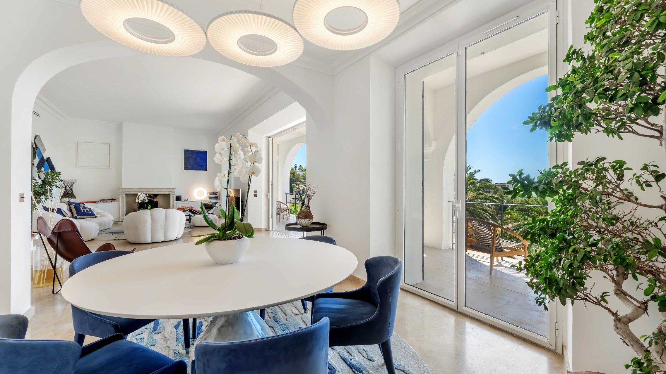 villa 6 Rooms for sale on STE MAXIME (83120)