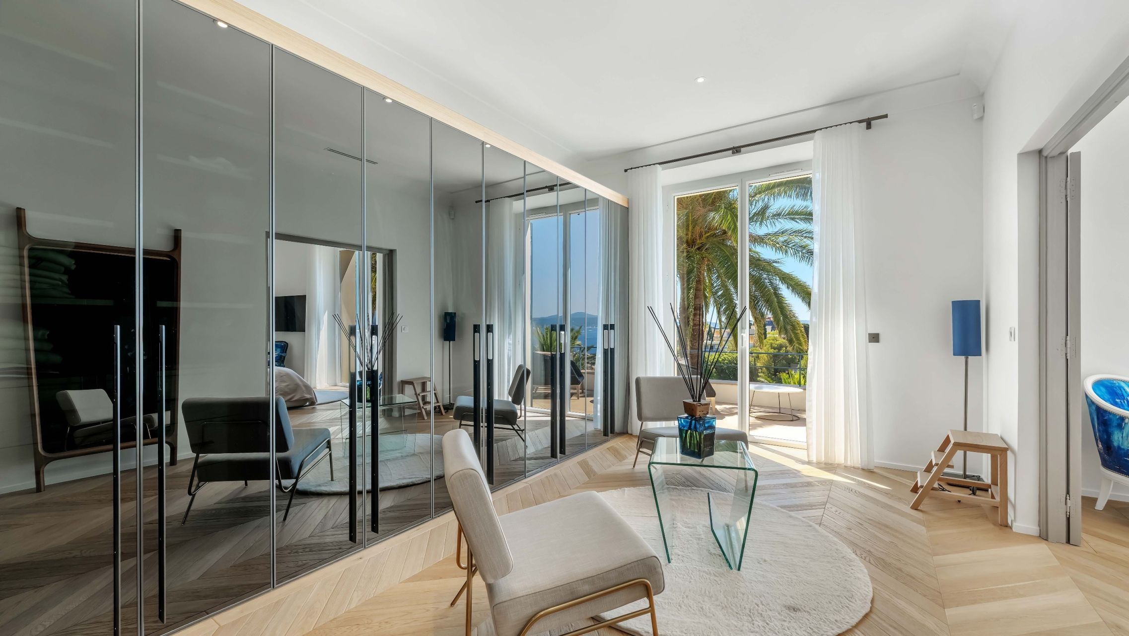 villa 6 Rooms for sale on STE MAXIME (83120)