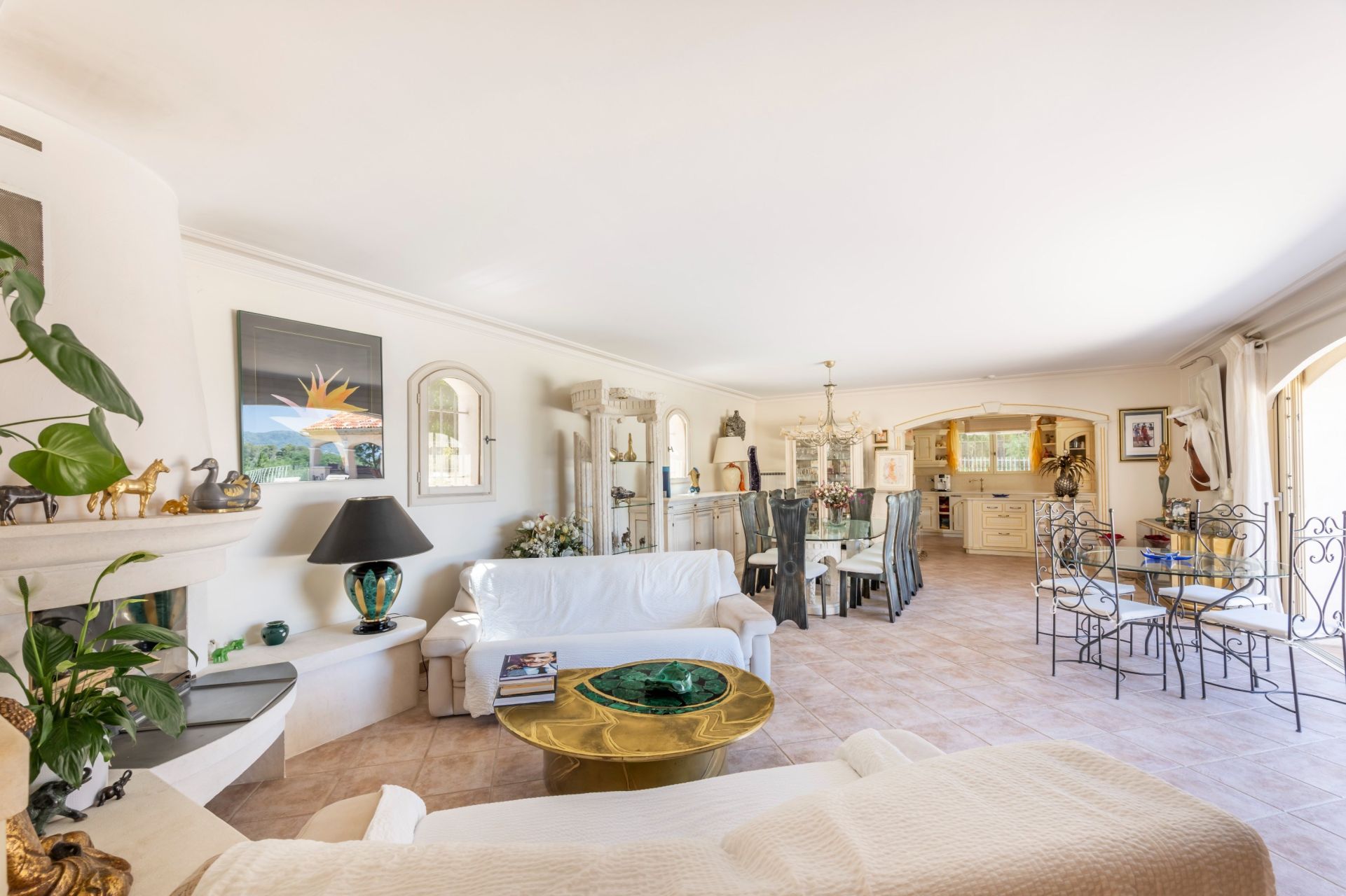villa 6 Rooms for sale on CABRIS (06530)