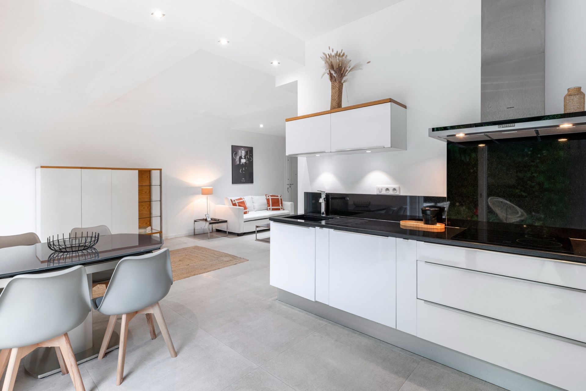 apartment 2 Rooms for sale on CANNES (06400)