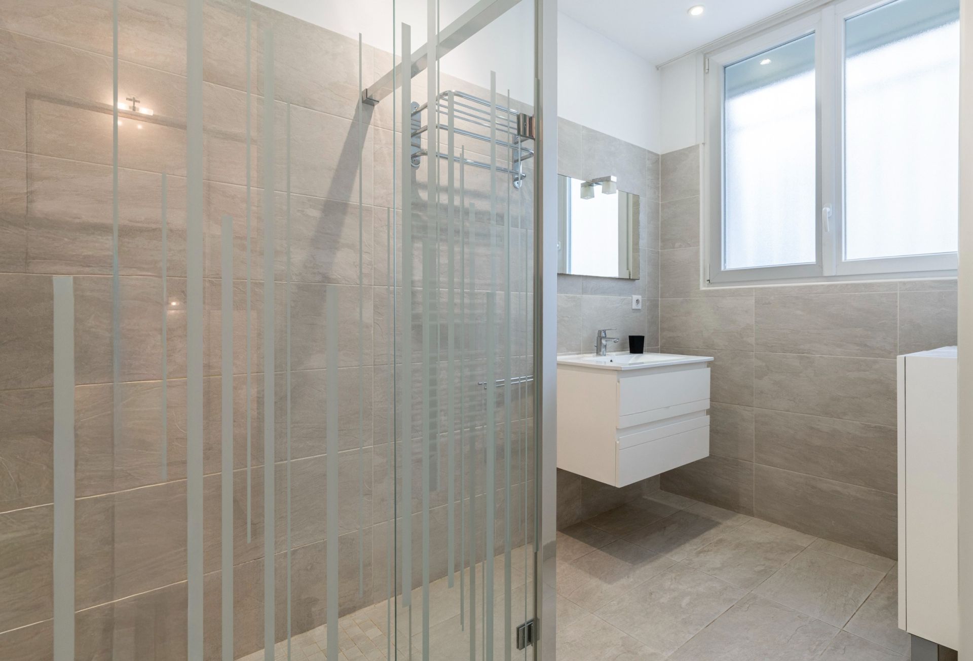 apartment 2 Rooms for sale on CANNES (06400)