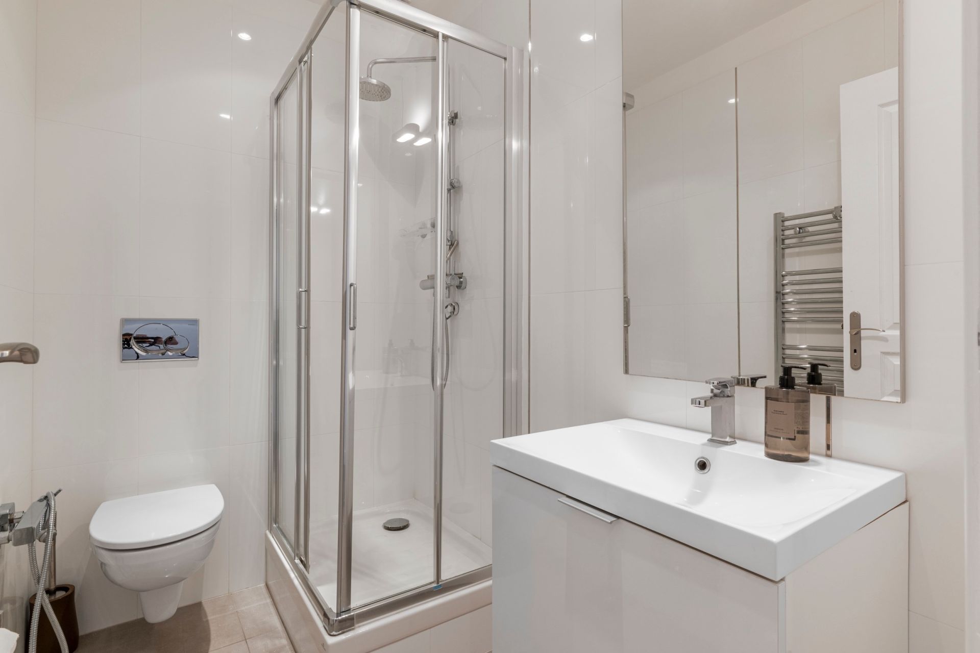 apartment 3 Rooms for sale on NICE (06000)