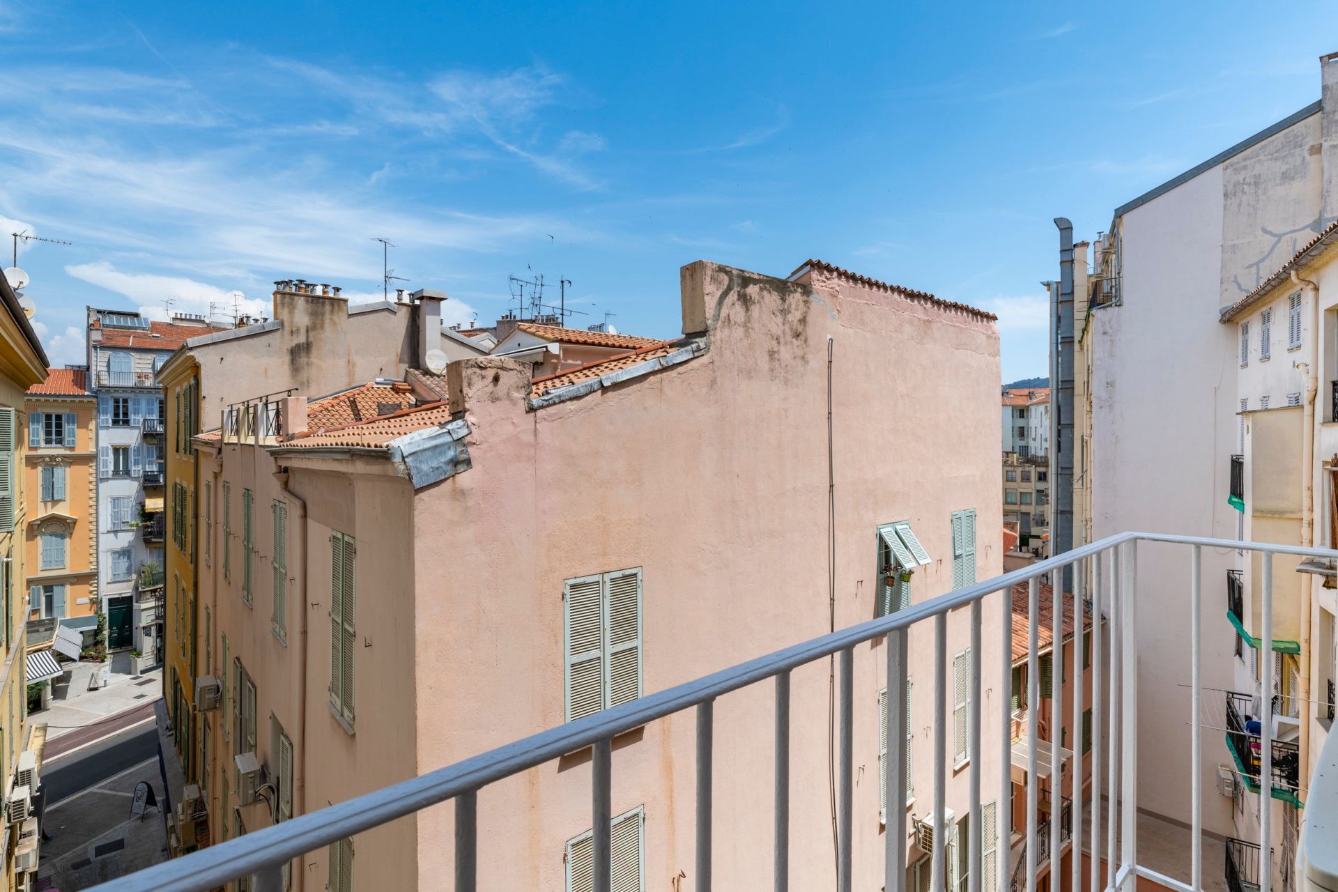 apartment 3 Rooms for sale on NICE (06000)