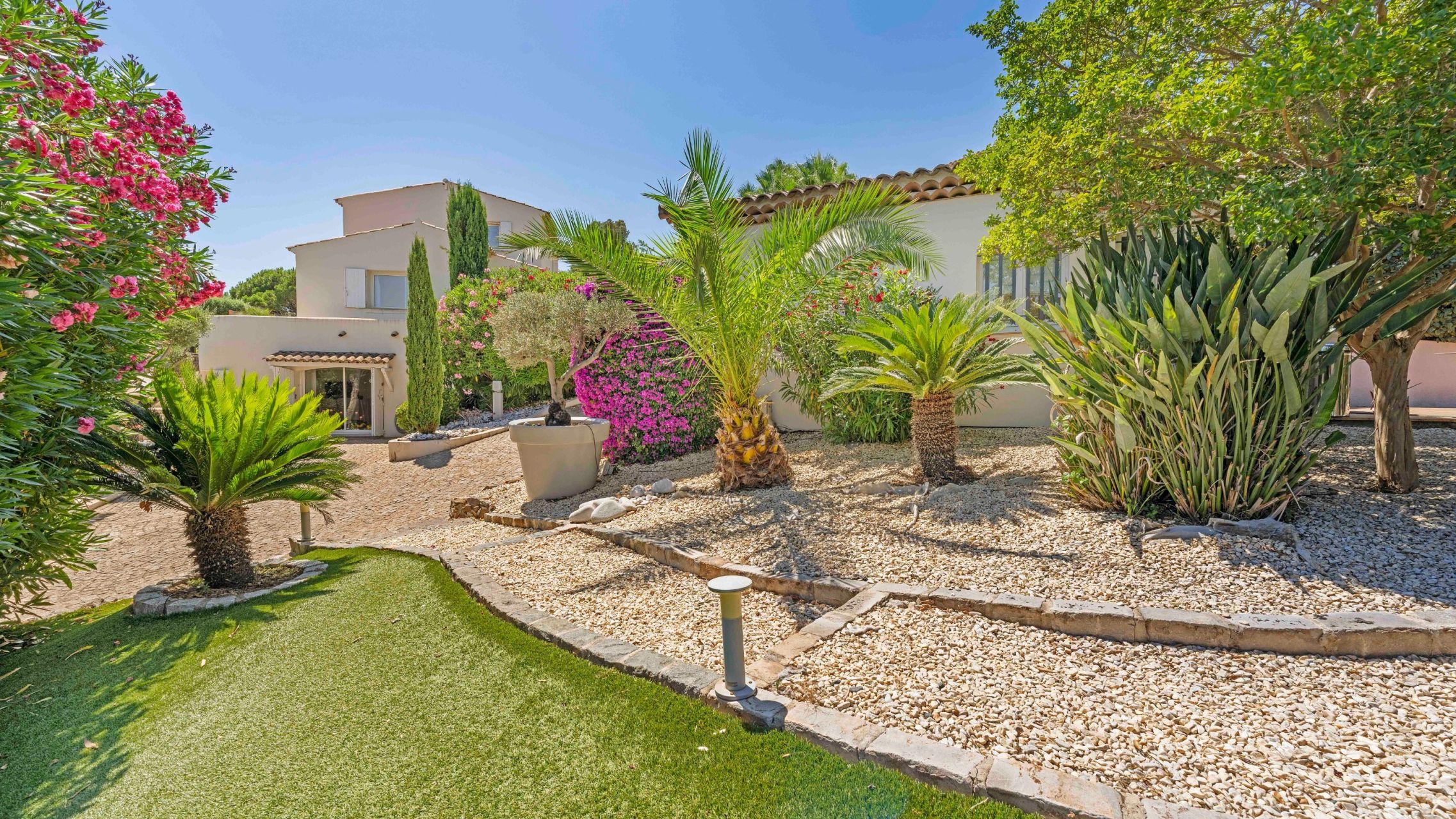 villa 11 Pièces en vente sur STE MAXIME (83120)